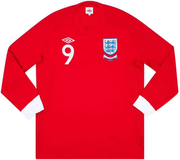 2010 England Match Issue Signed Away L/S Shirt Crouch #9 (v Slovenia)