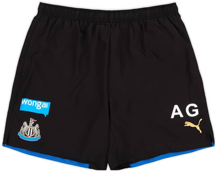 2015-16 Newcastle Staff Issue Training Shorts # - 9/10