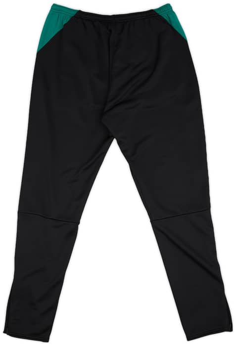 2021-22 Werder Bremen Umbro Training Pants/Bottoms (XXL)