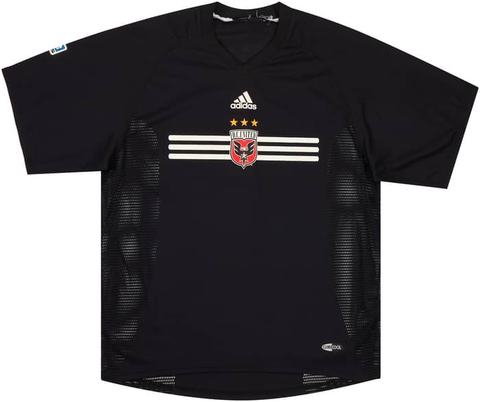 2003 DC United Match Issue Home Shirt Curtis #17