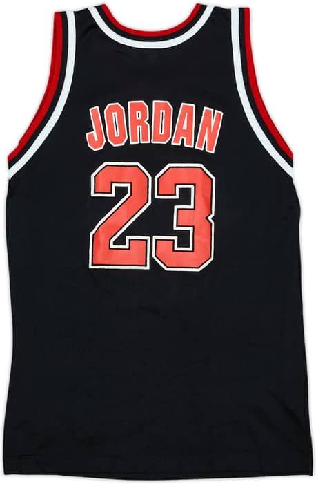 1995-98 Chicago Bulls Jordan #23 Champion Alternate Jersey - 5/10 - (L.Boys)