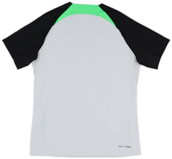 2023-24 Liverpool Player Issue Training Shirt # - 9/10 - (XL)