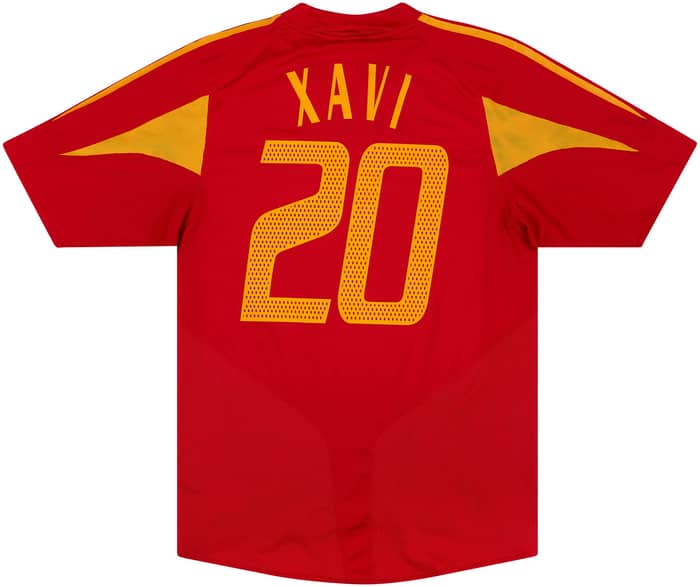 2004-06 Spain Home Shirt Xavi #20