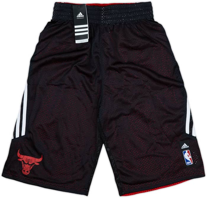 2013-14 Chicago Bulls adidas Reversible Training Shorts (S)