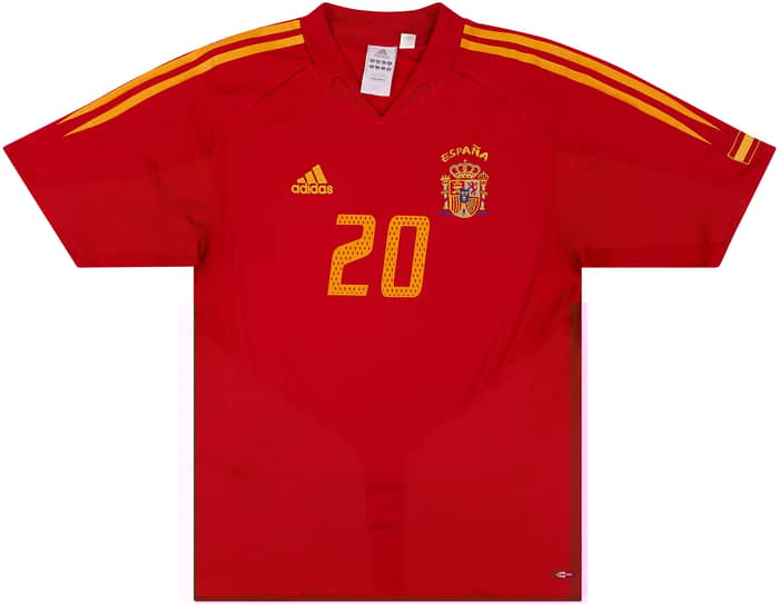 2004-06 Spain Home Shirt Xavi #20