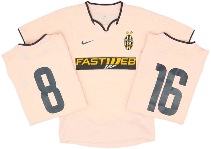 2003-04 Juventus Away Shirt - 7/10 - (M.Boys)