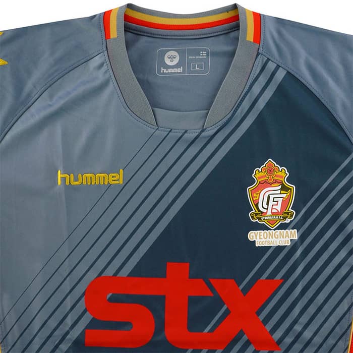 2013 Gyeongnam FC Away Shirt