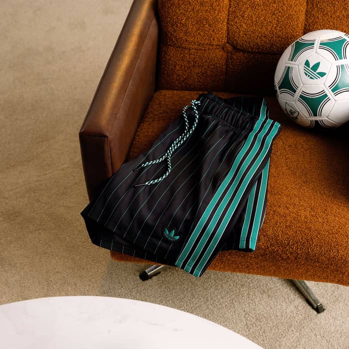 2025-26 Liverpool adidas Originals Icon Shorts
