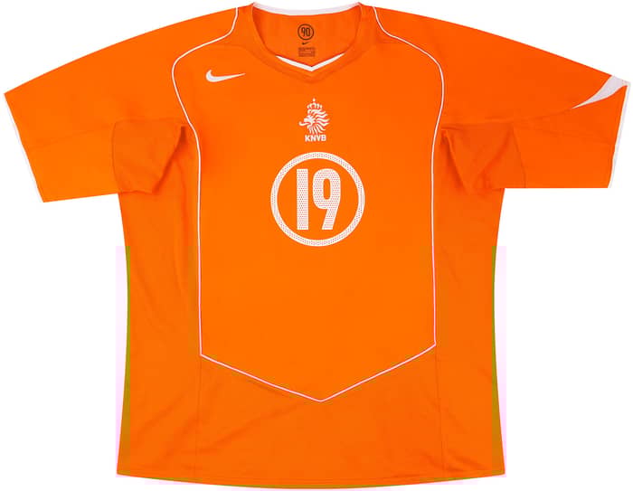 2004-06 Netherlands Home Shirt Robben #19