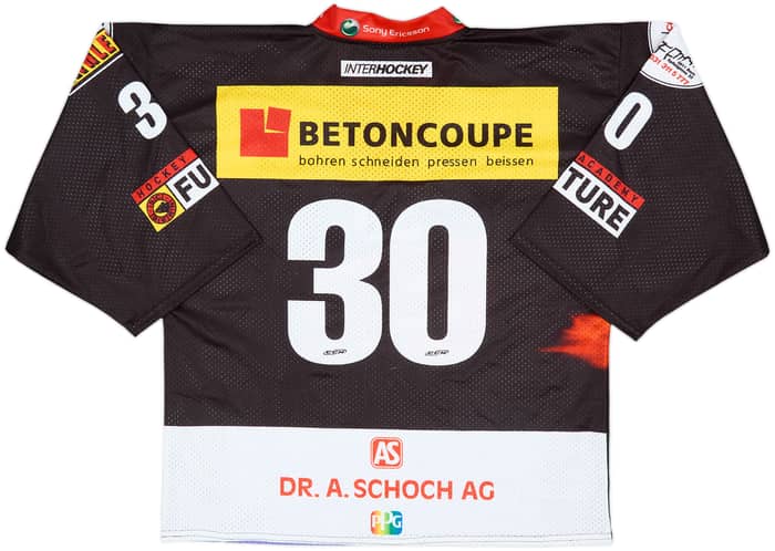 2007-08 SC Bern #30 Yvette Home Jersey - 9/10 - (S)