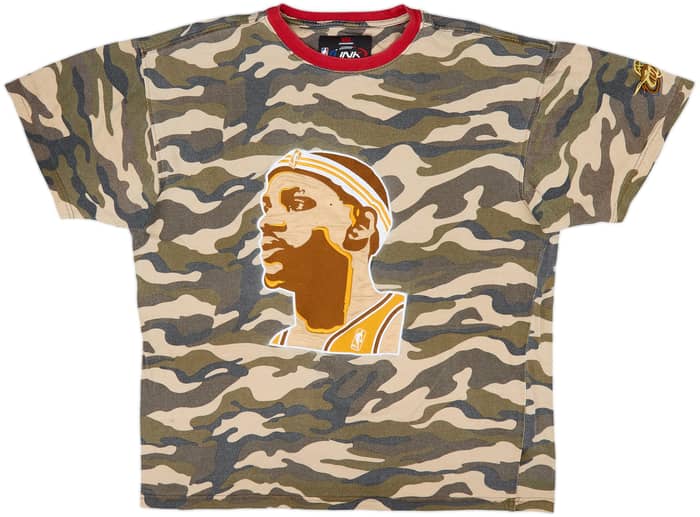 2003-10 Cleveland Cavaliers LeBron James UNK Tee - 5/10 - (XL)