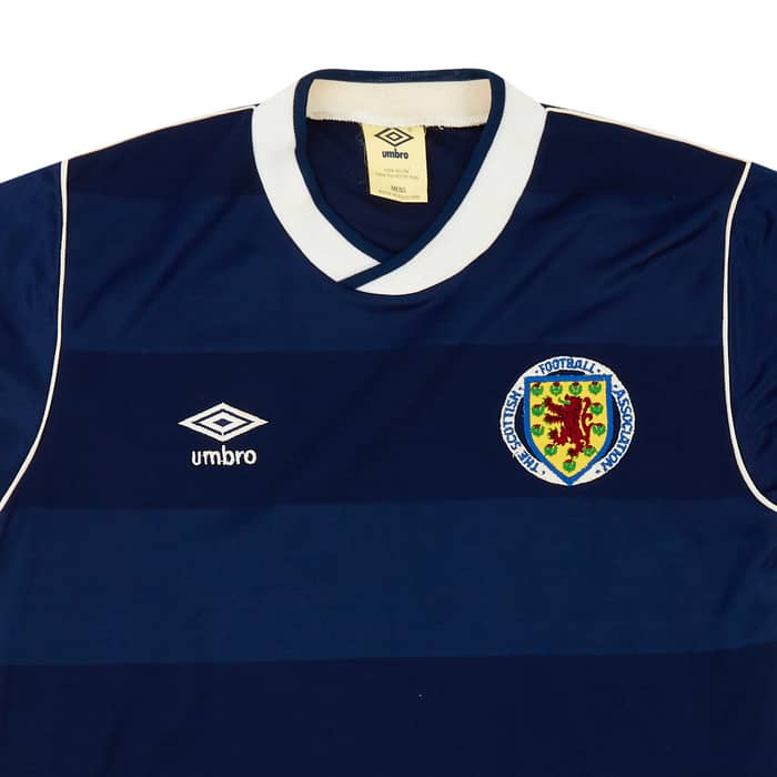 1986 Scotland U-18 Match Issue Home Shirt #18 (Howells)