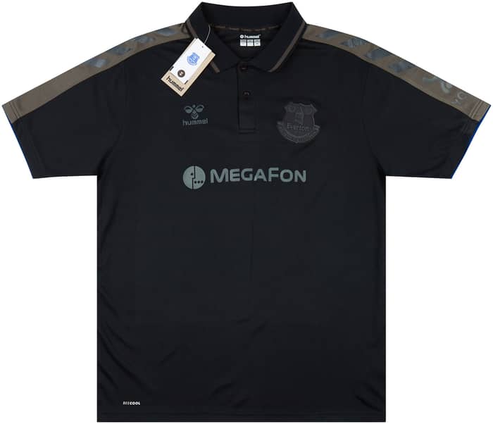 2021-22 Everton Hummel Polo T-Shirt (M)
