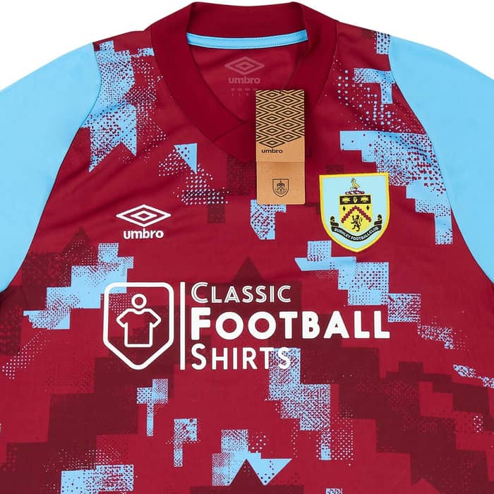 2022-23 Burnley Home Shirt Barnes #10