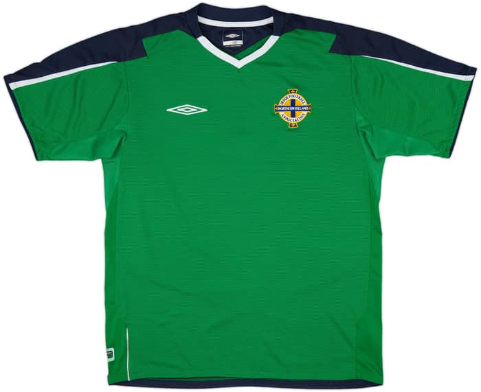 2004-05 Northern Ireland Home Shirt Brunt #11 - 6/10 - (L)