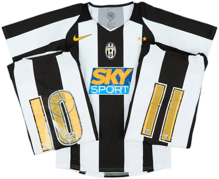 2004-05 Juventus Home Shirt - 4/10 - (M.Boys)