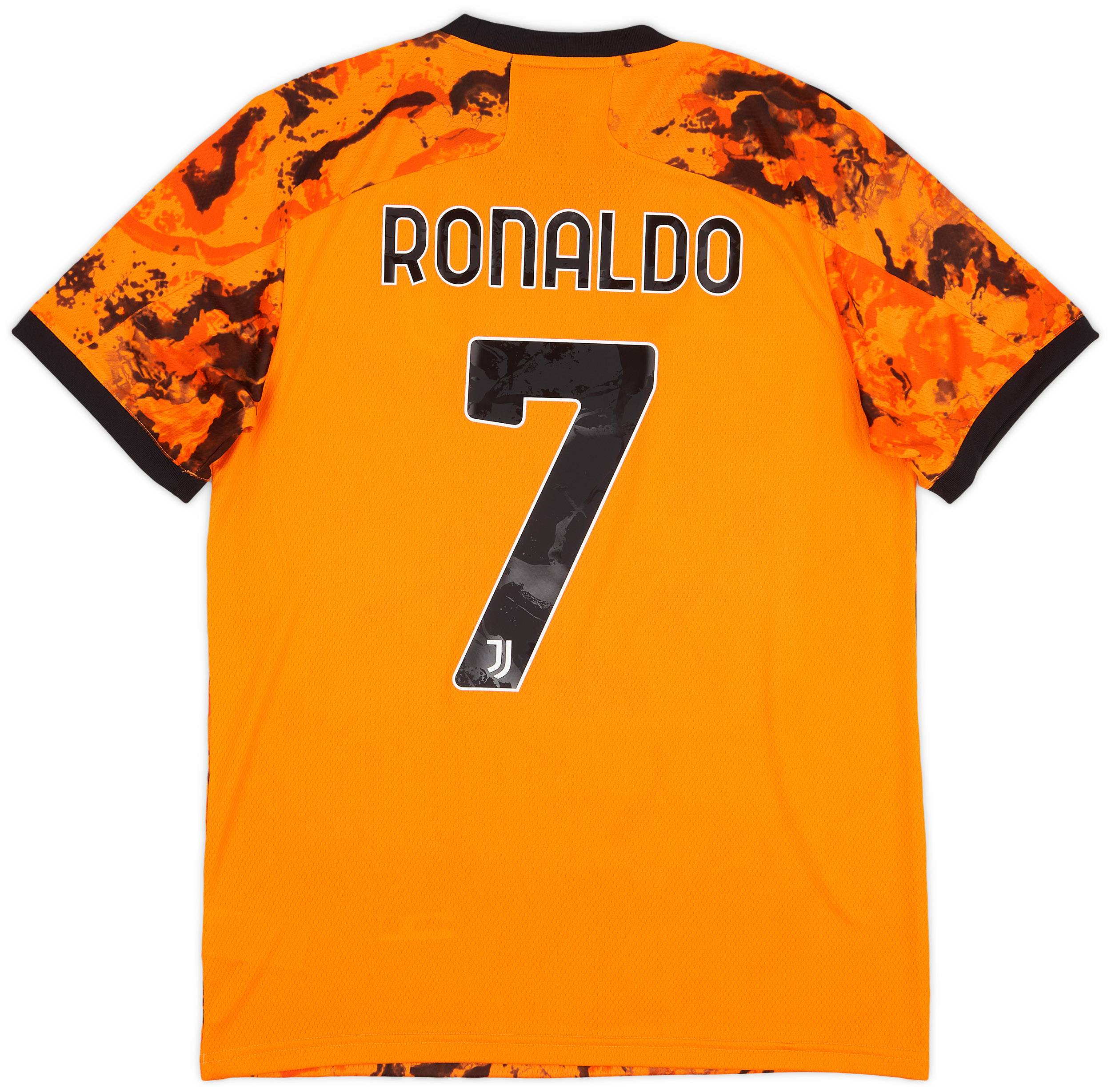 Juventus third kit ronaldo clearance