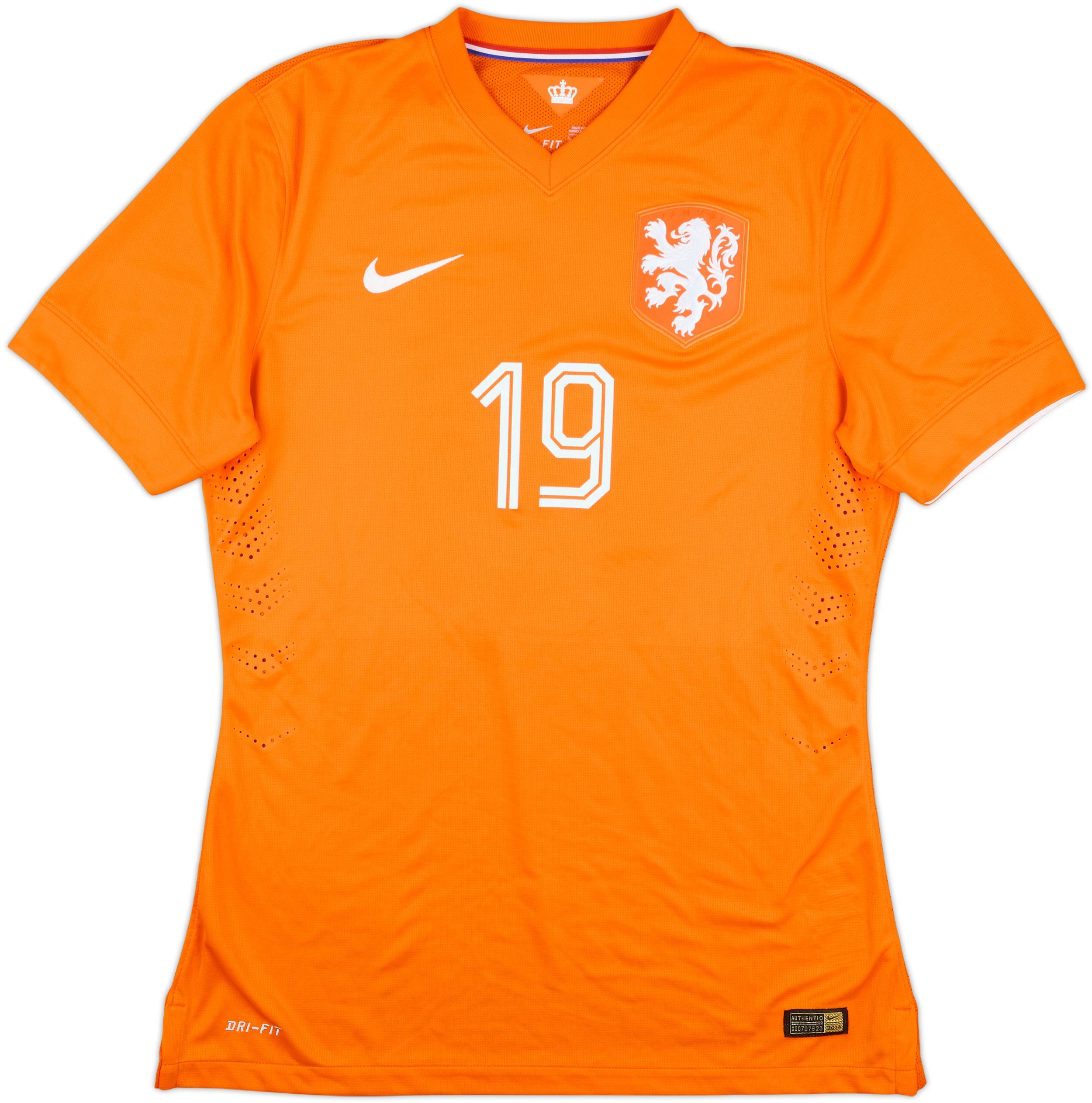 2014-15 Netherlands Match Issue Home Shirt #19