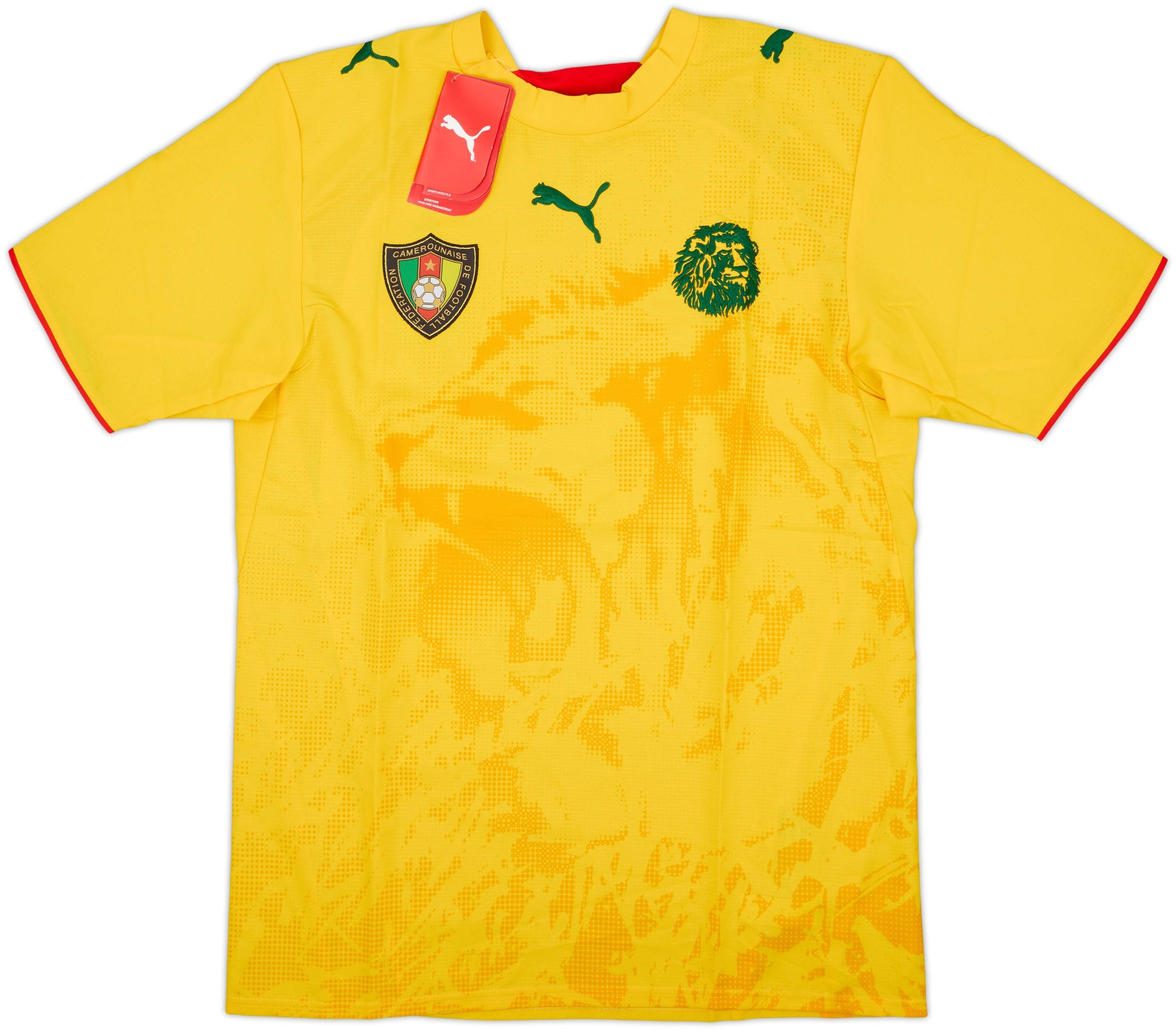 2006-08 Cameroon Away Shirt (S)