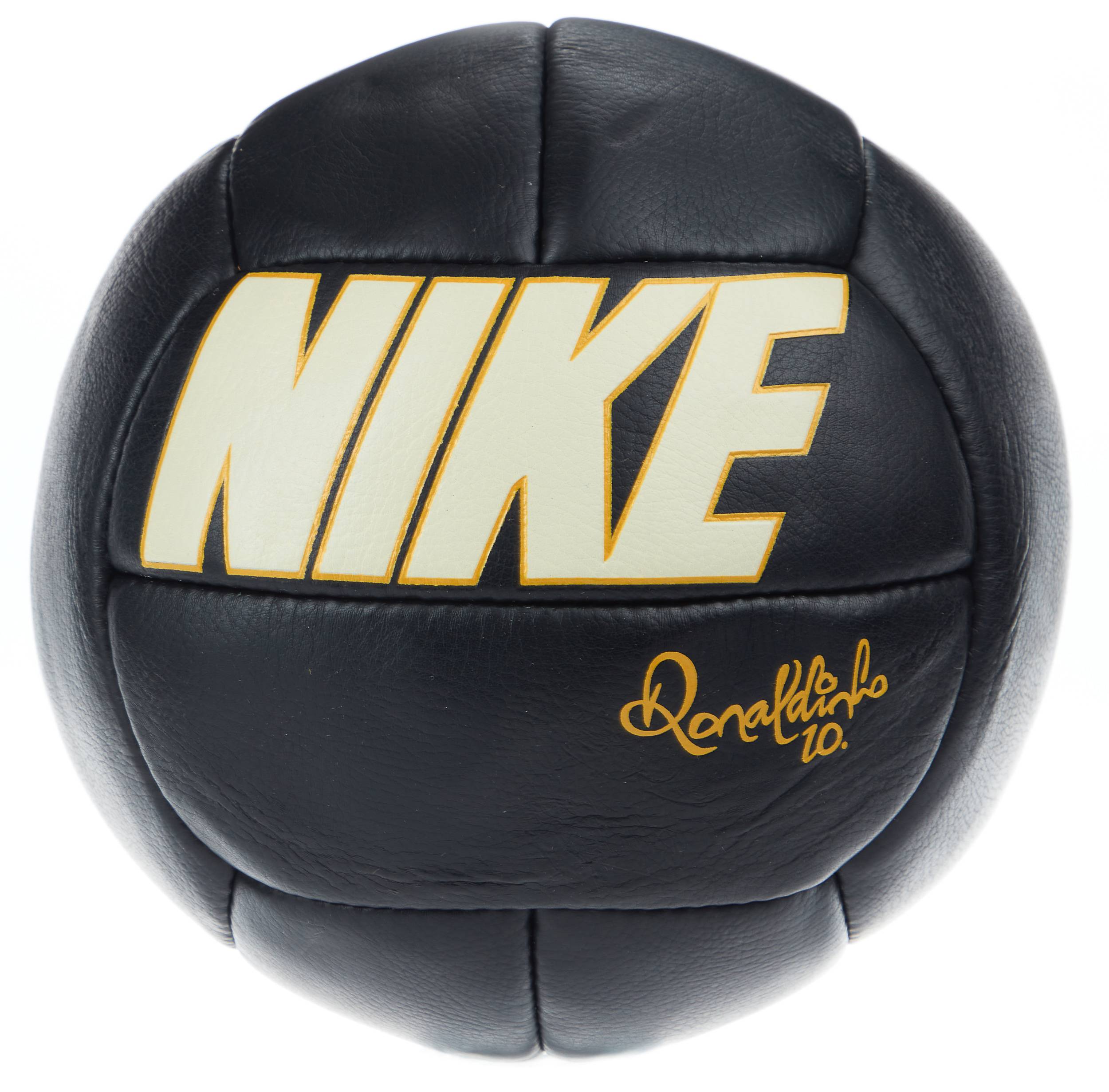 2006 Nike Tiempo Ronaldinho 10R Ball As New 5