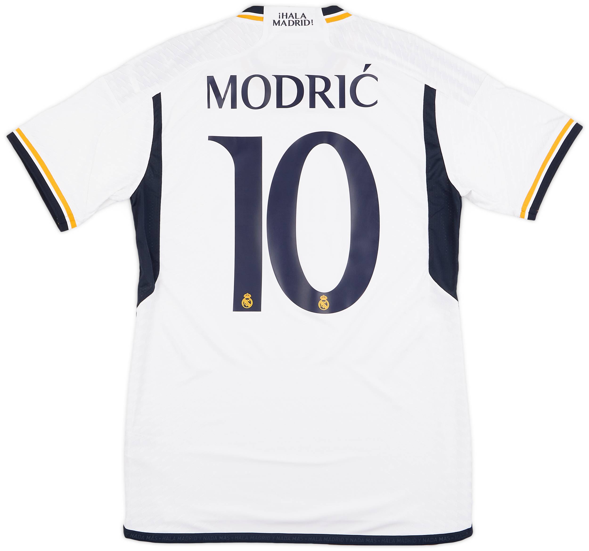 2023-24 Real Madrid Authentic Home Shirt Modrić #10 (M)