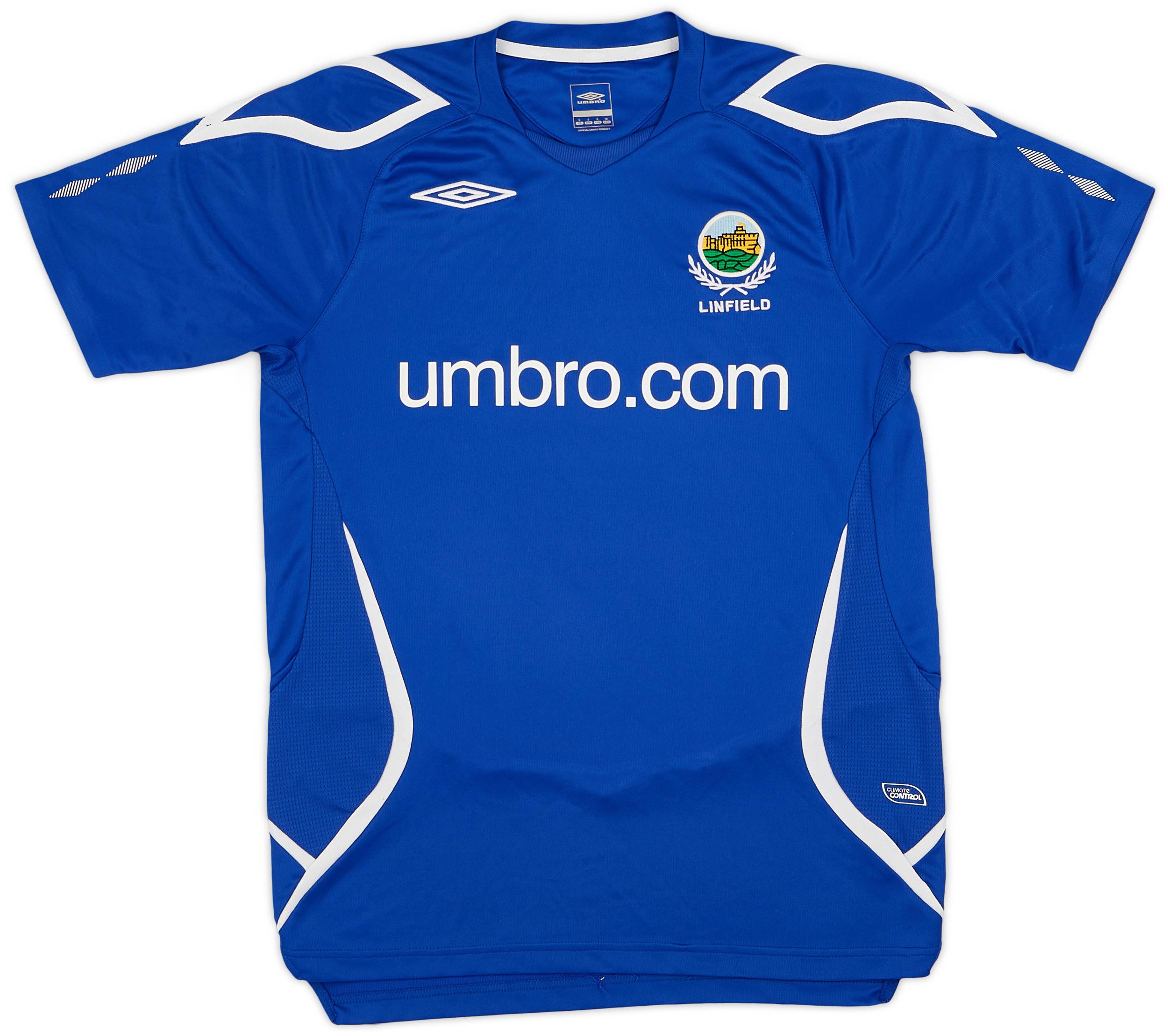 Umbro linfield 2025
