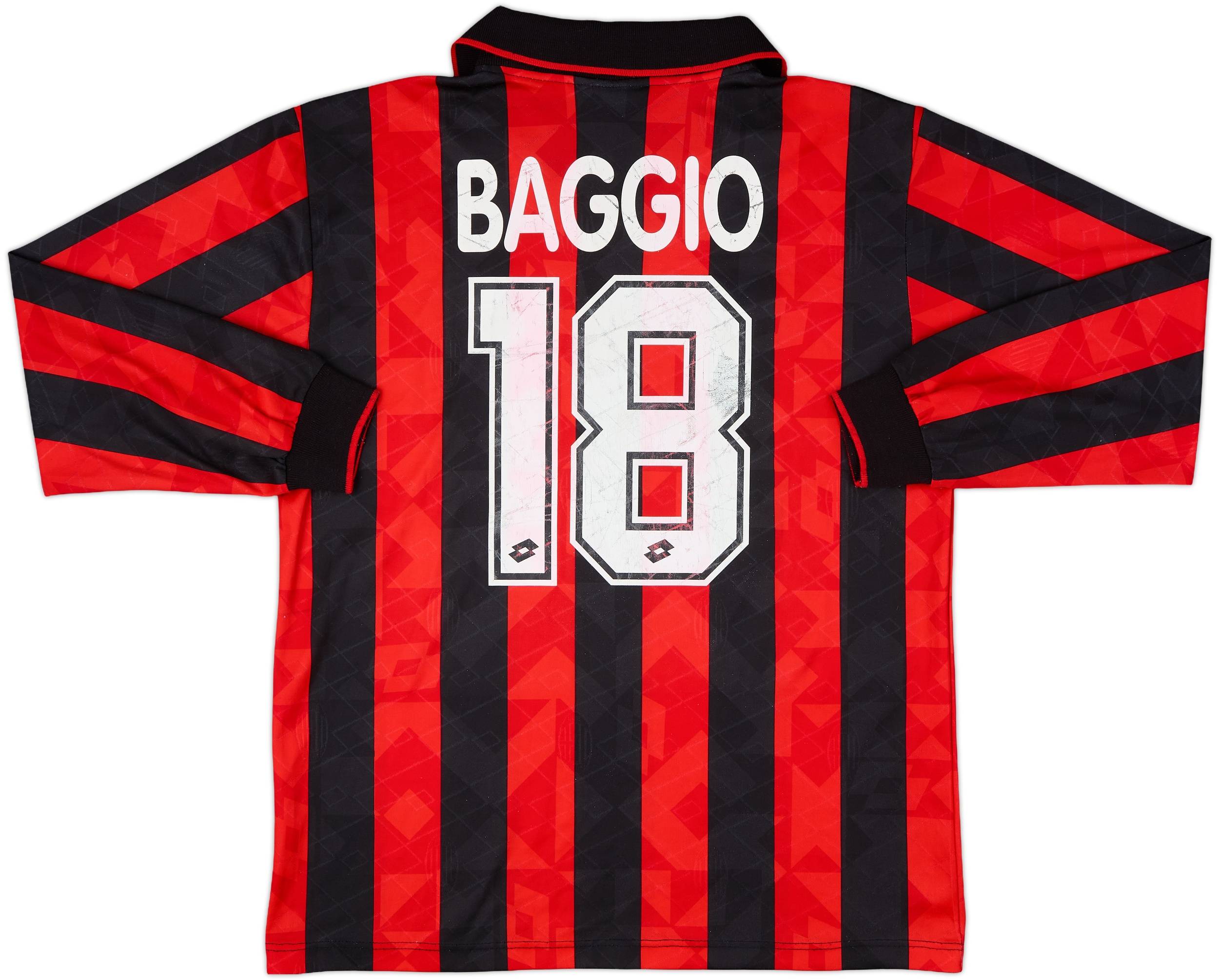 ACミラン BAGGIO 18番 ジャージ 赤黒 ACミラン BAGGIO 18番 ジャージ 赤黒 - メルカリ