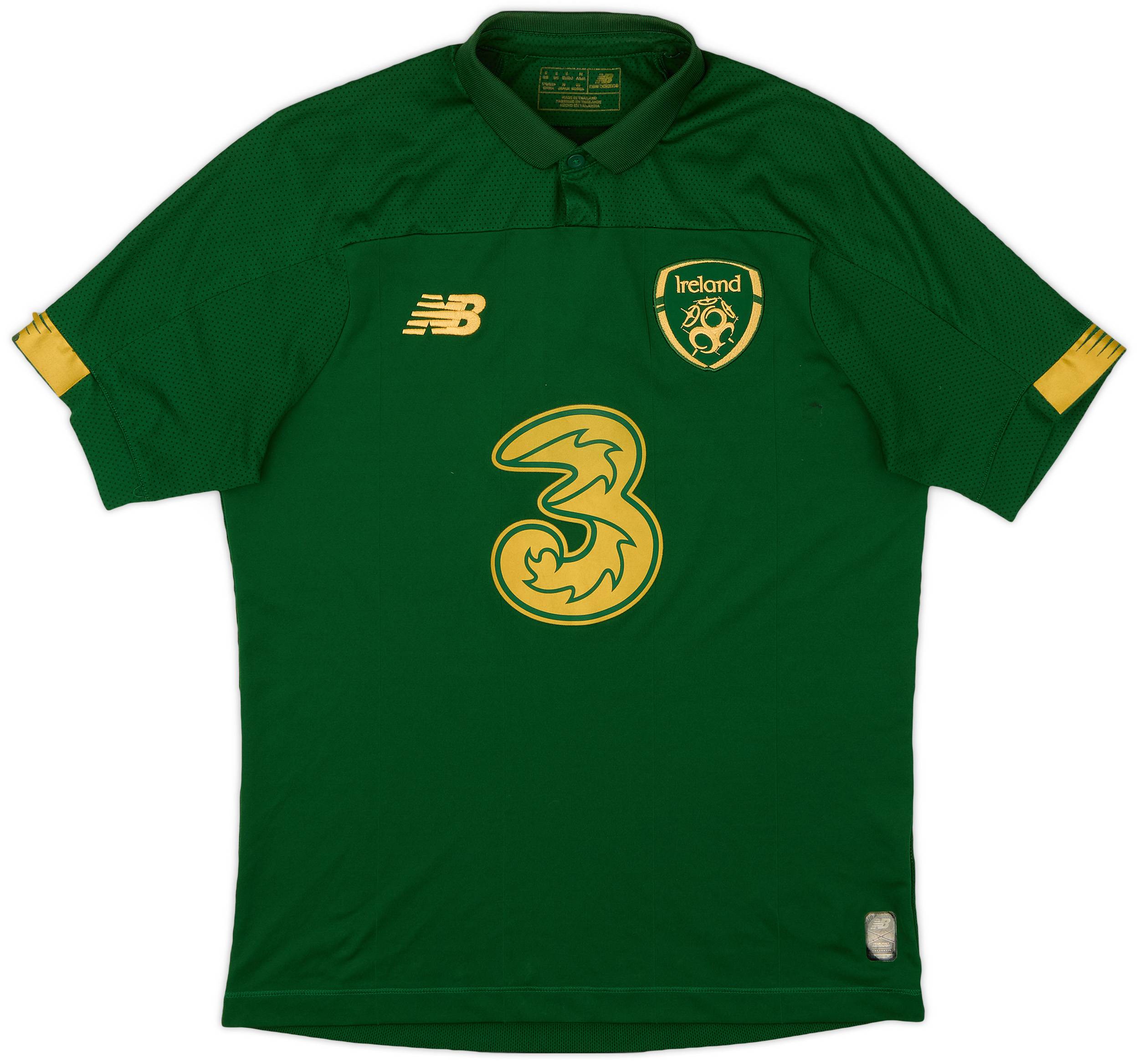 洋書 IRELAND'S SOCCER TOP 20 0020fc66-800.jpg
