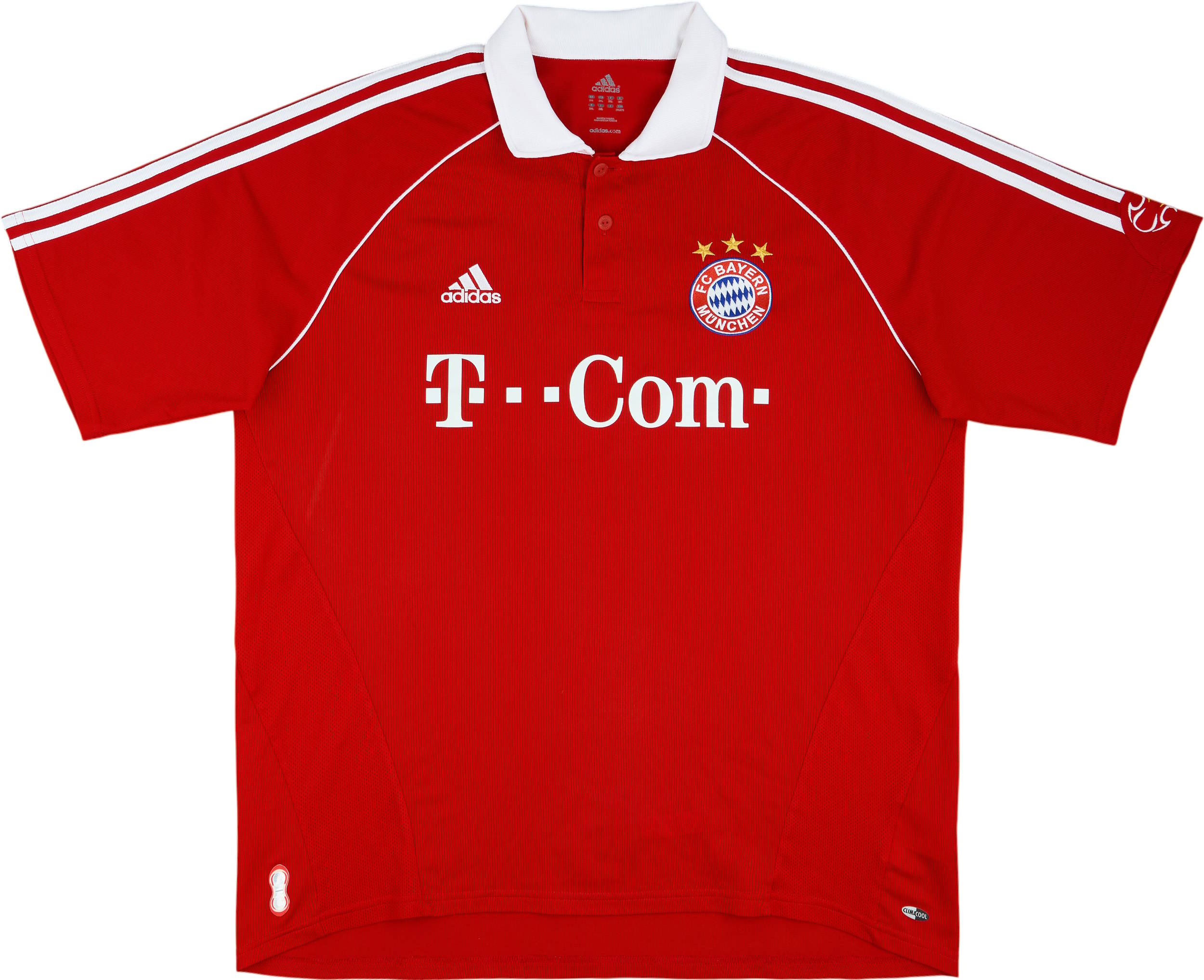 2006-07 Bayern Munich Home Shirt Lahm #21