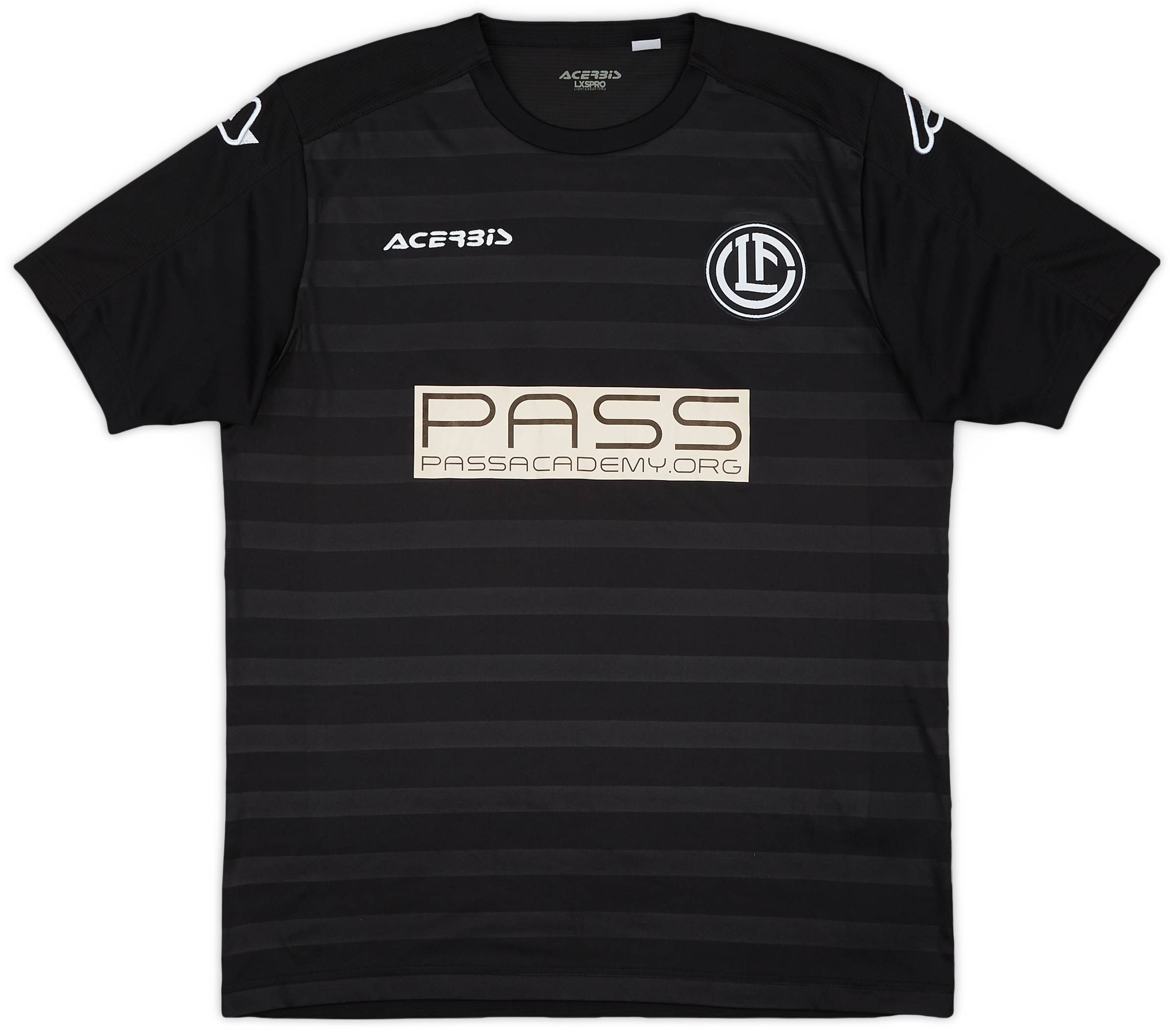Official Vainglory T-Shirt Official Vainglory T-Shirt
