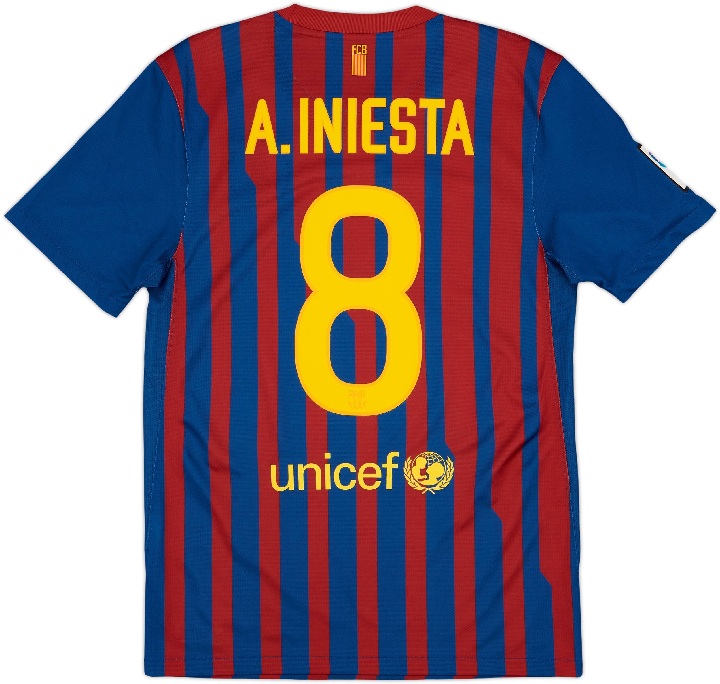 2011-12 Barcelona Home Shirt A.Iniesta #8 - 8/10 - (S)