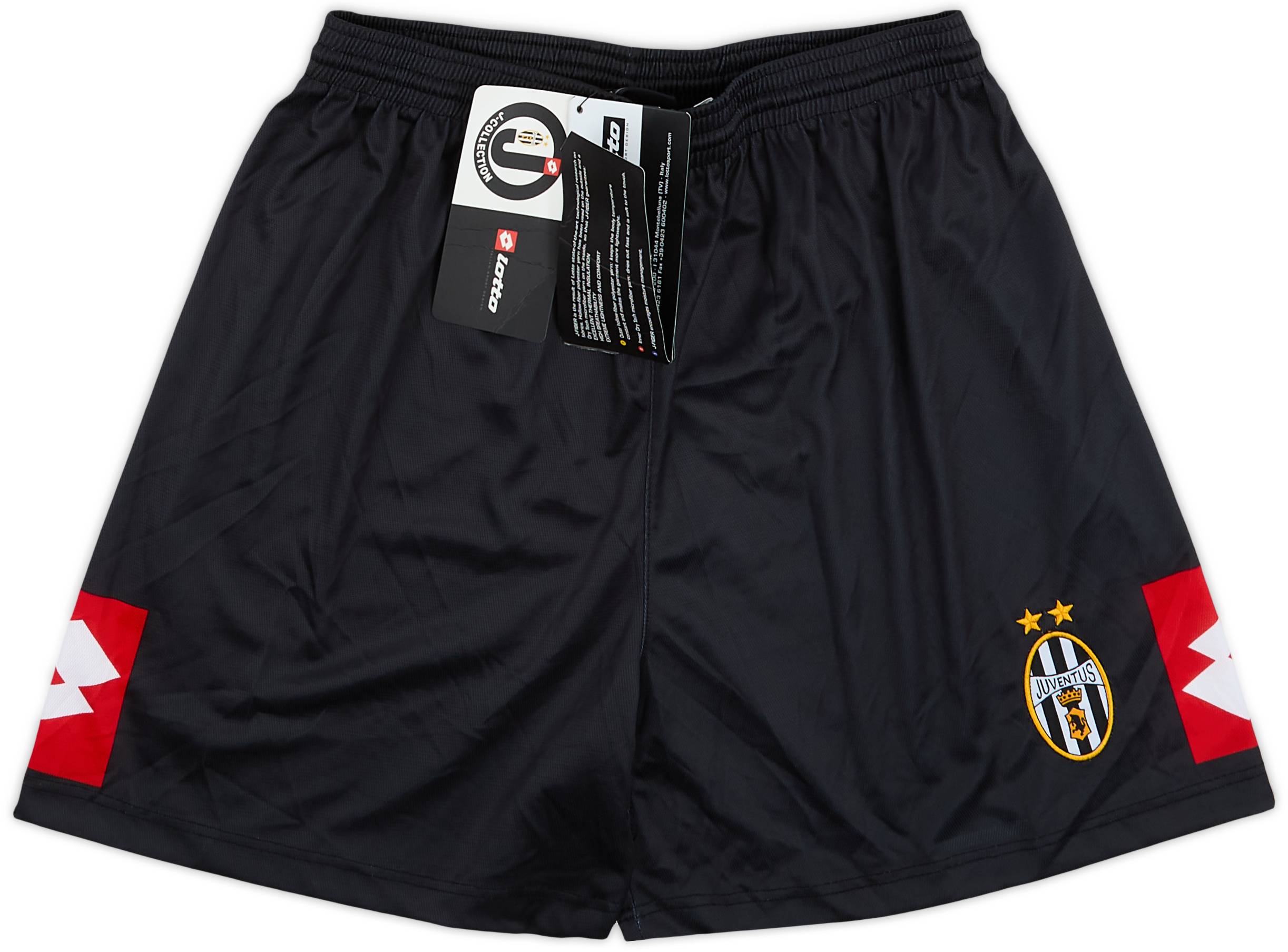 2001-02 Juventus Away Shorts (L)