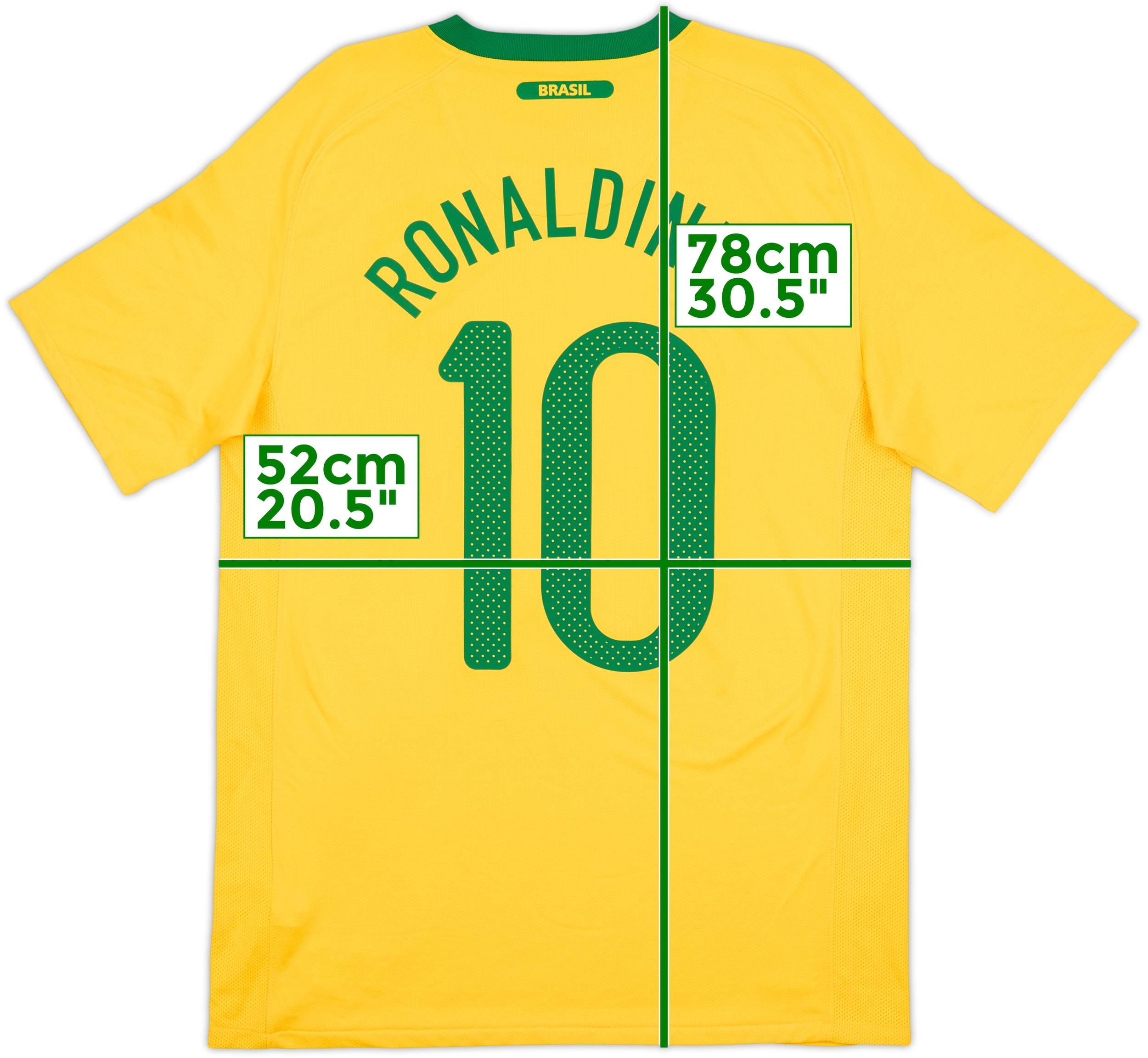 2010-11 Brazil Home Shirt Ronaldinho #10 - 8/10 - (M)