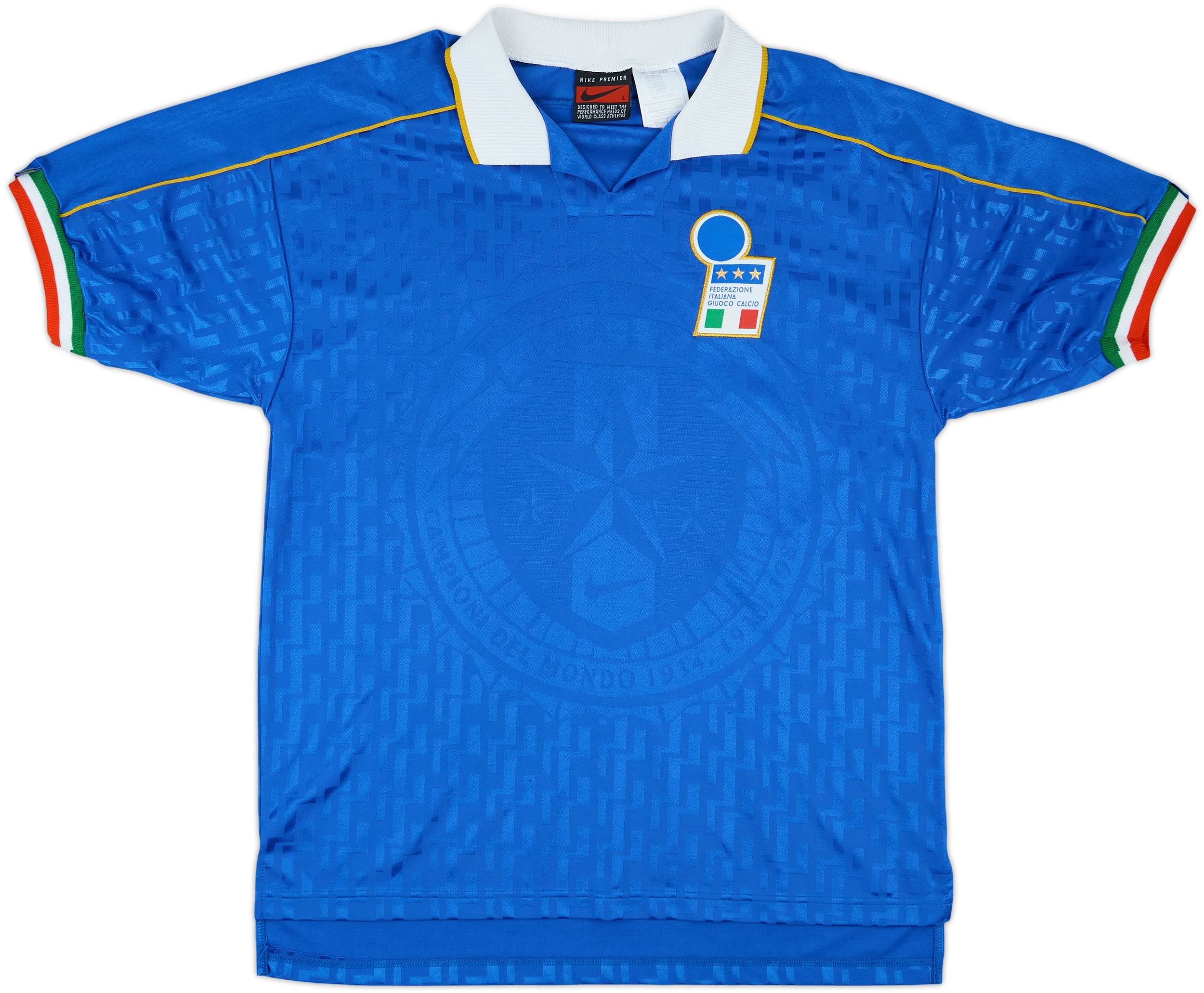 1994-96 Italy Match Issue Home Shirt #17