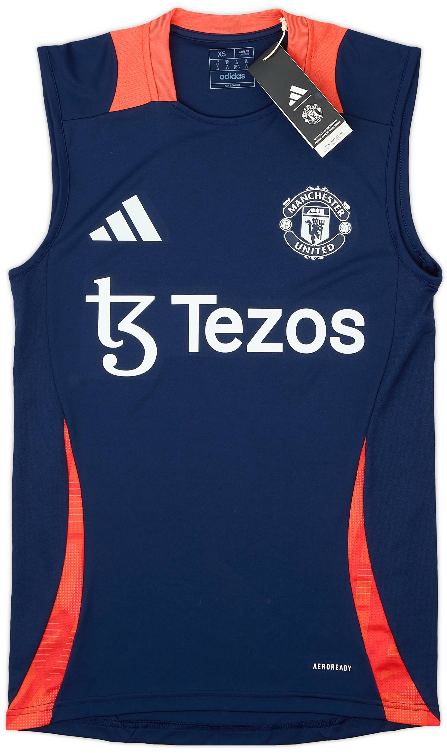 Man united training vest sale