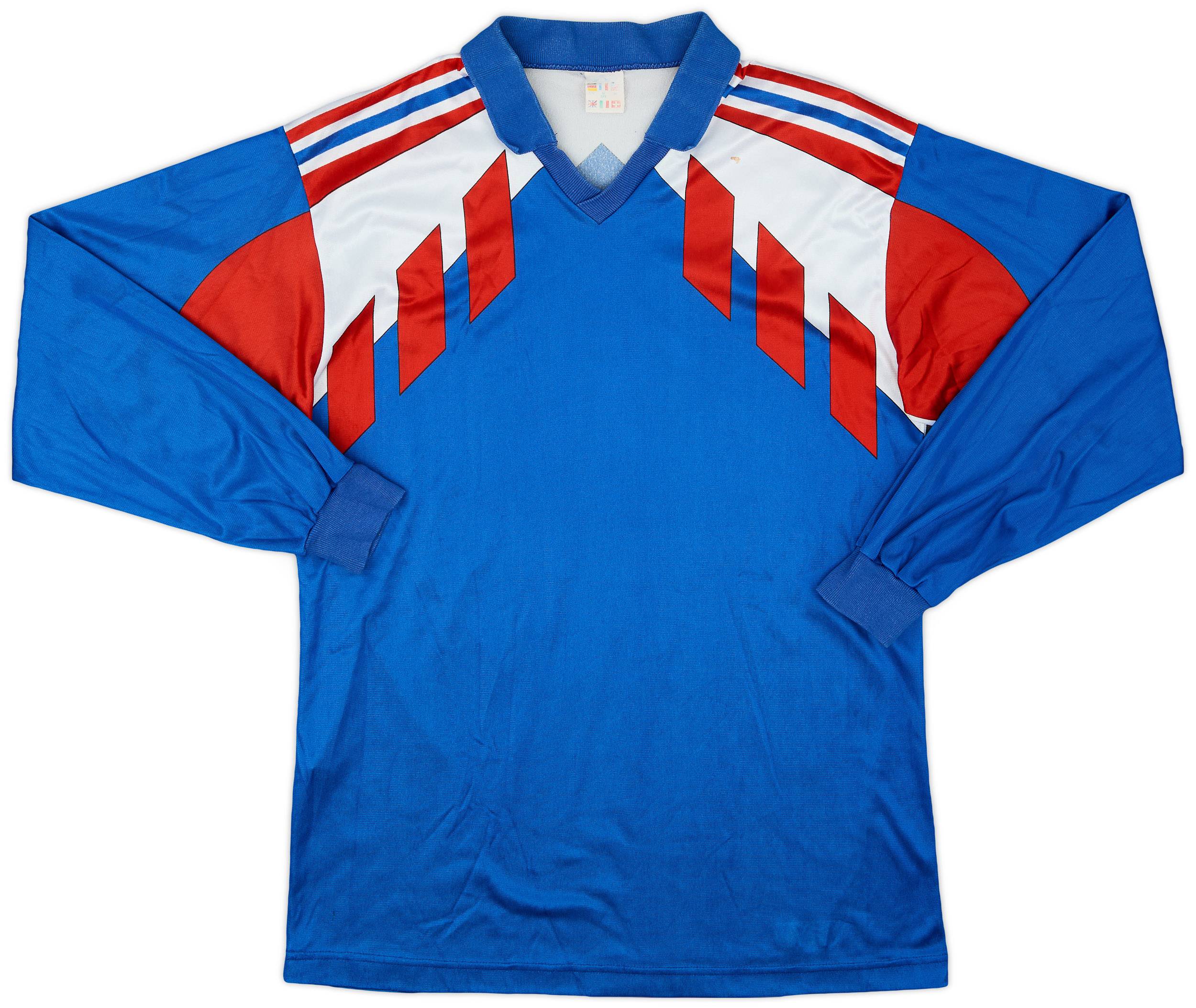 Adidas t shirt 92 store