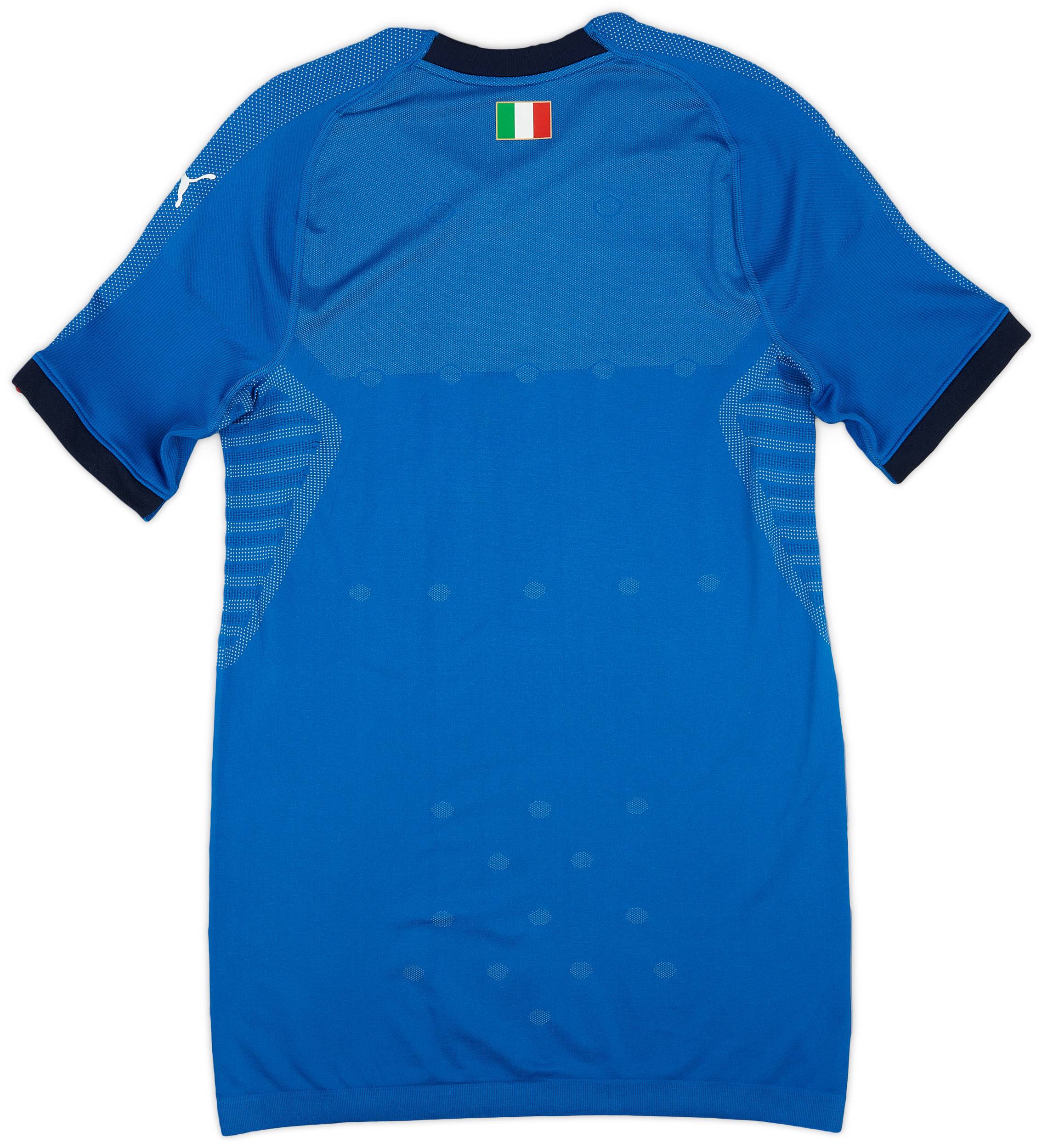 2018-19 Italy Authentic Home Shirt (L)