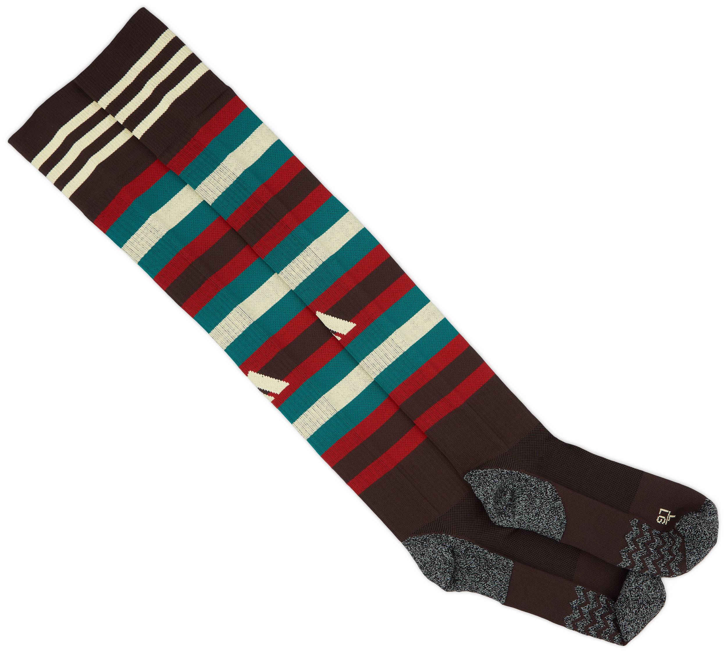 2023-24 Jamaica Away Socks