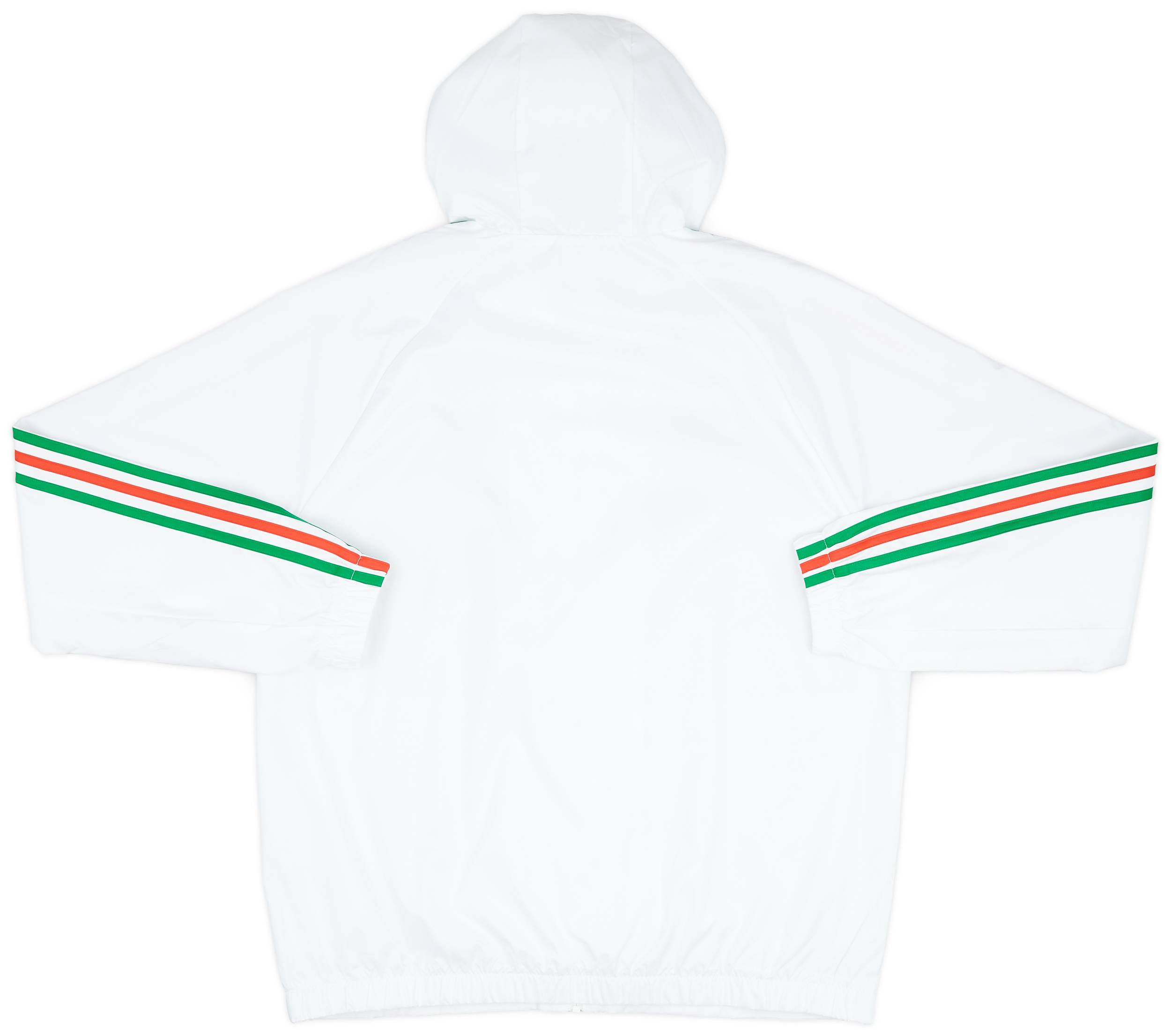 errea　エレア　ノリッジ・シティFC　ウインドジャケット　ホワイト　XL errea エレア ノリッジ・シティFC ウインドジャケット ホワイト