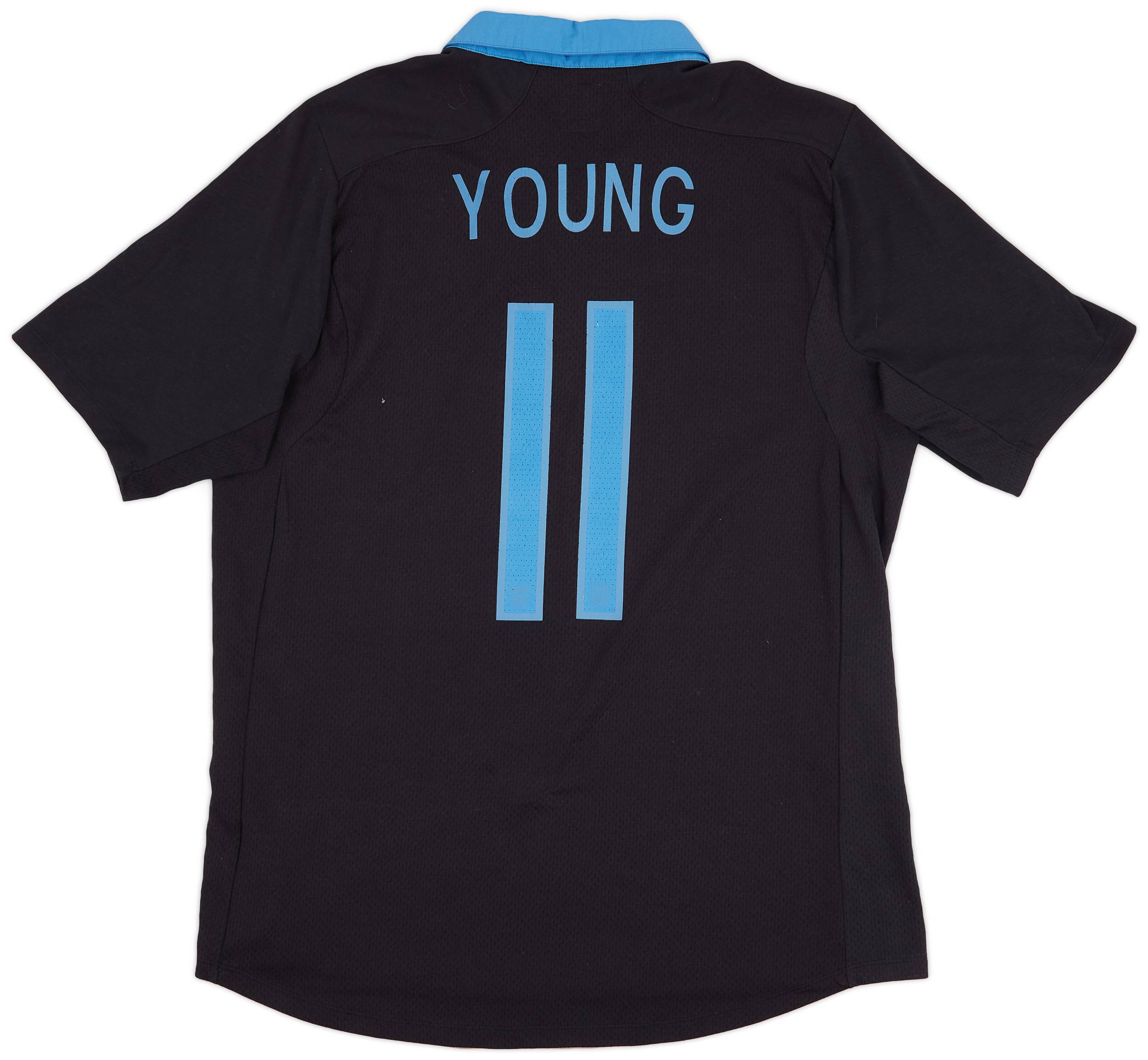 2011-12 England Away Shirt Young #11 - 7/10 - (L)