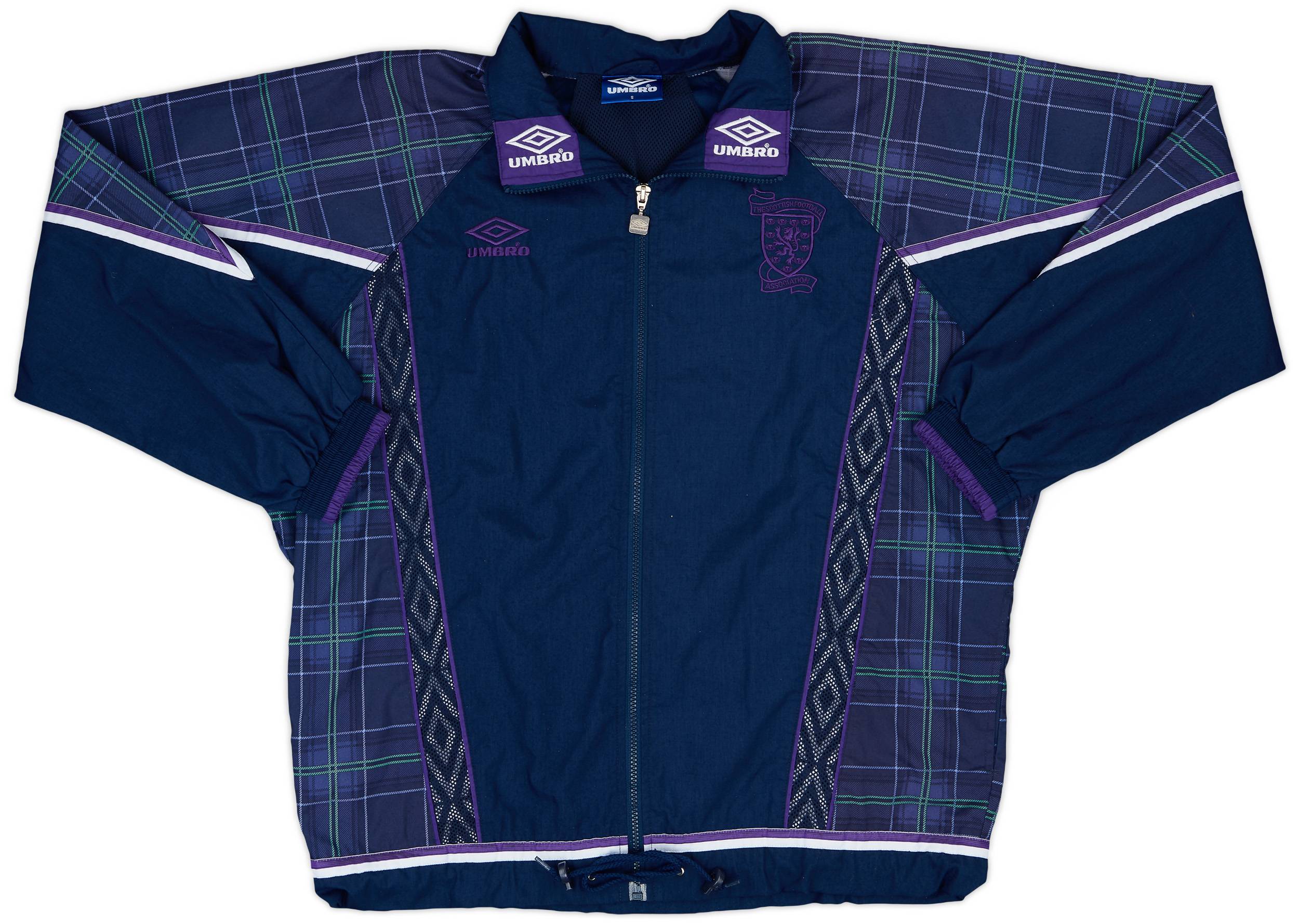 値下げ可 【90s】Umbro Scotland tracktop jacket MG_0267_63733ec7-00a6-429f-
