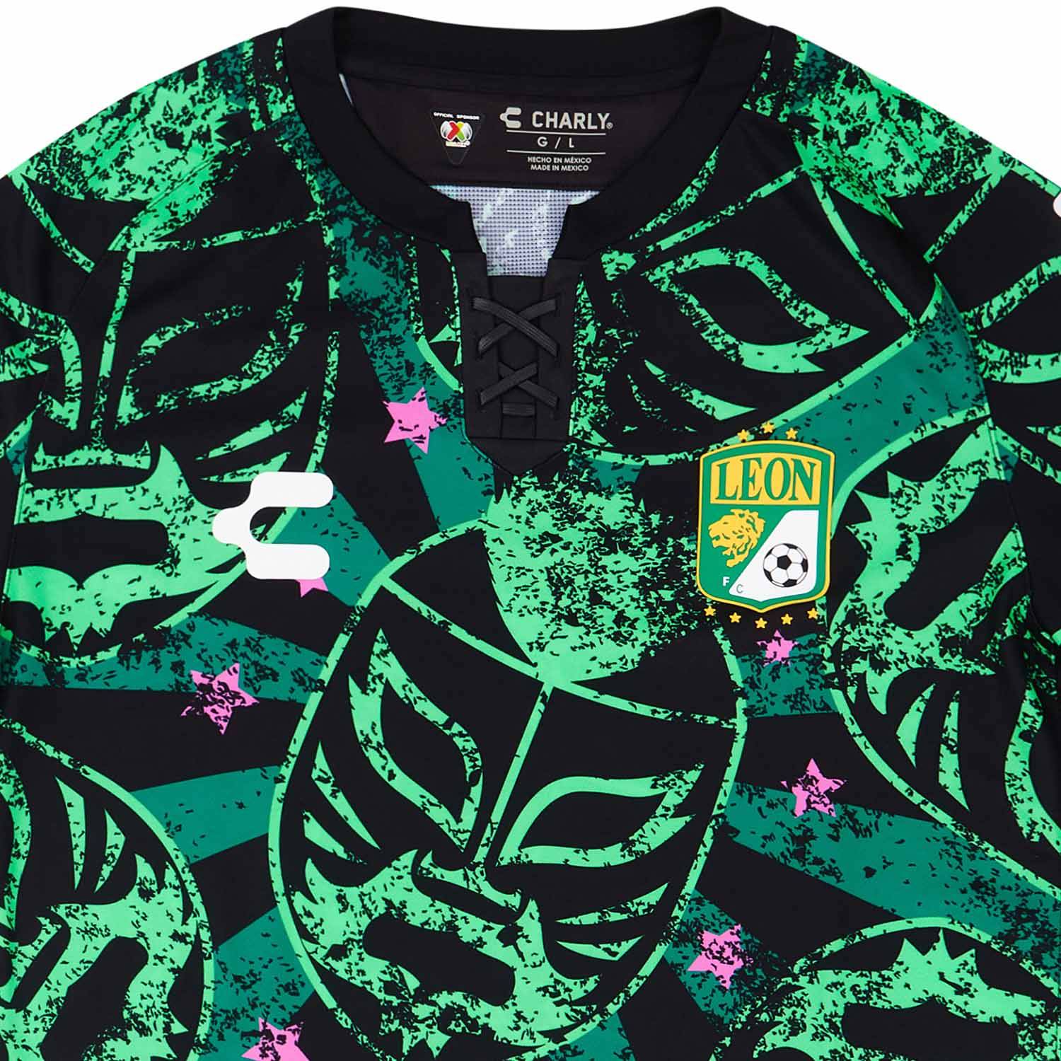 激レア！León FC 新聞デザイン シャツ　Club León 激レア！León FC 新聞デザイン シャツ Club León