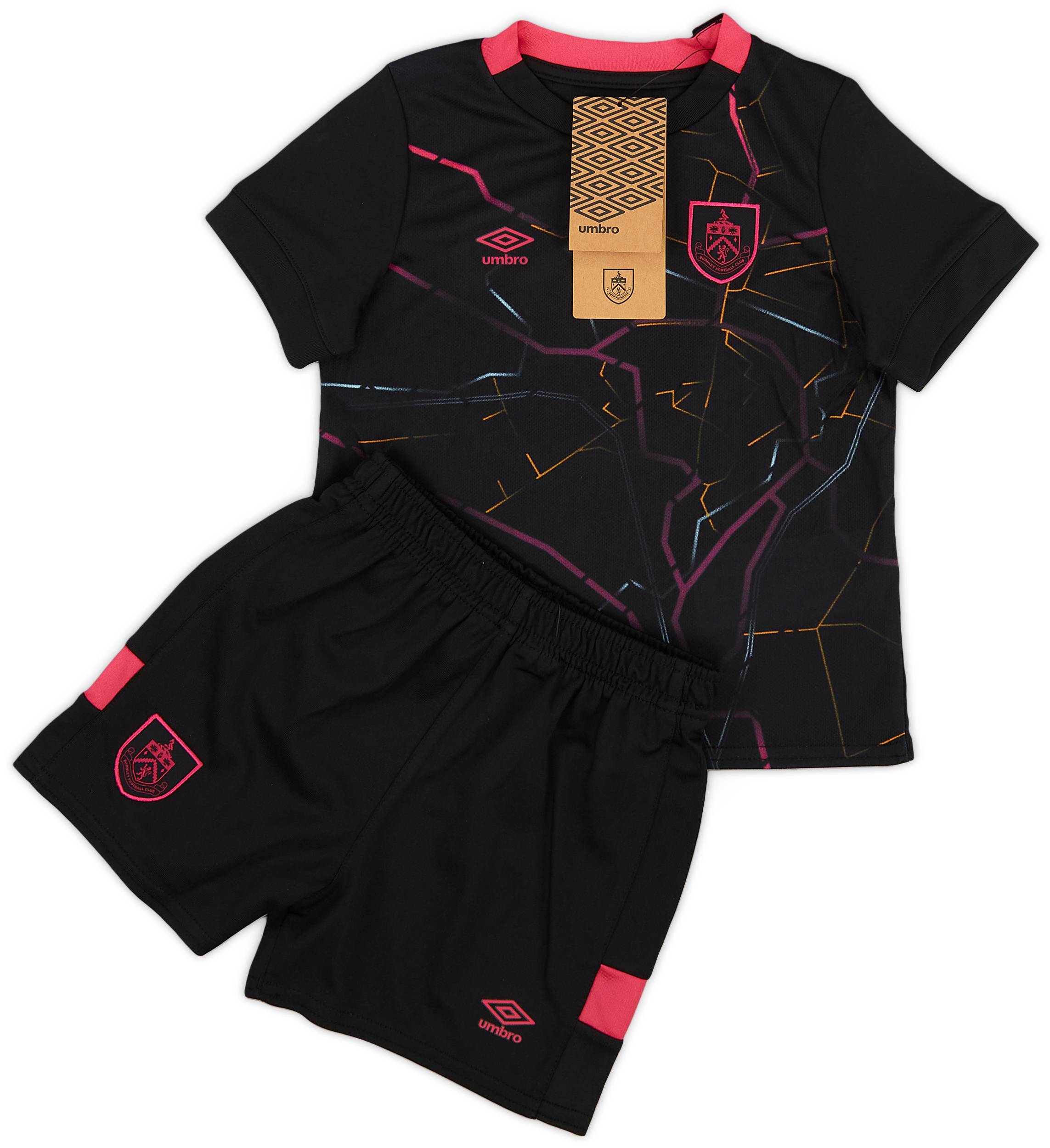 2022-23 Burnley Third Shirt & Shorts Kit - (BABY)