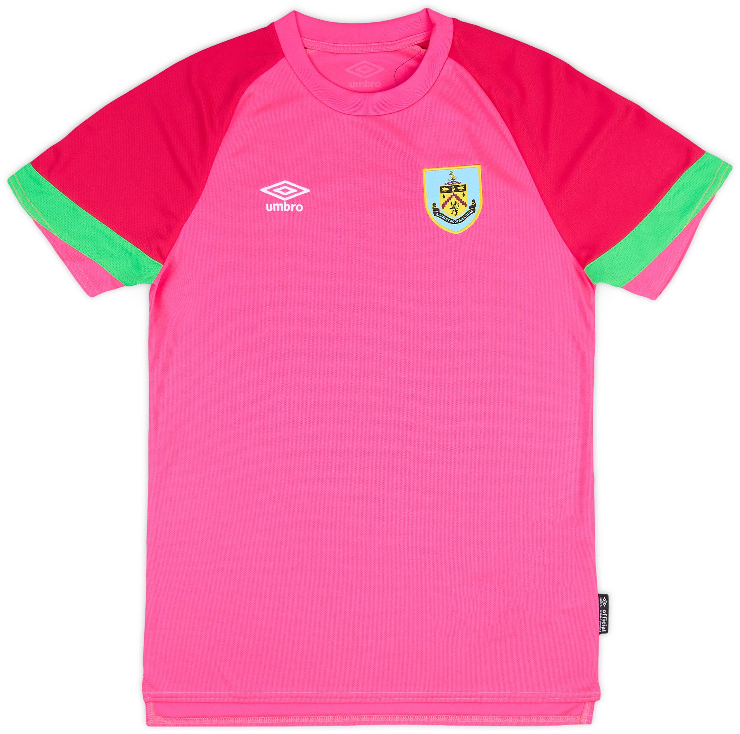 umbro グリーン　サッカーシャツ 23番 UMBRO RIVER.FC 背番号23 サッカーユニフォーム 緑×白 日本製
