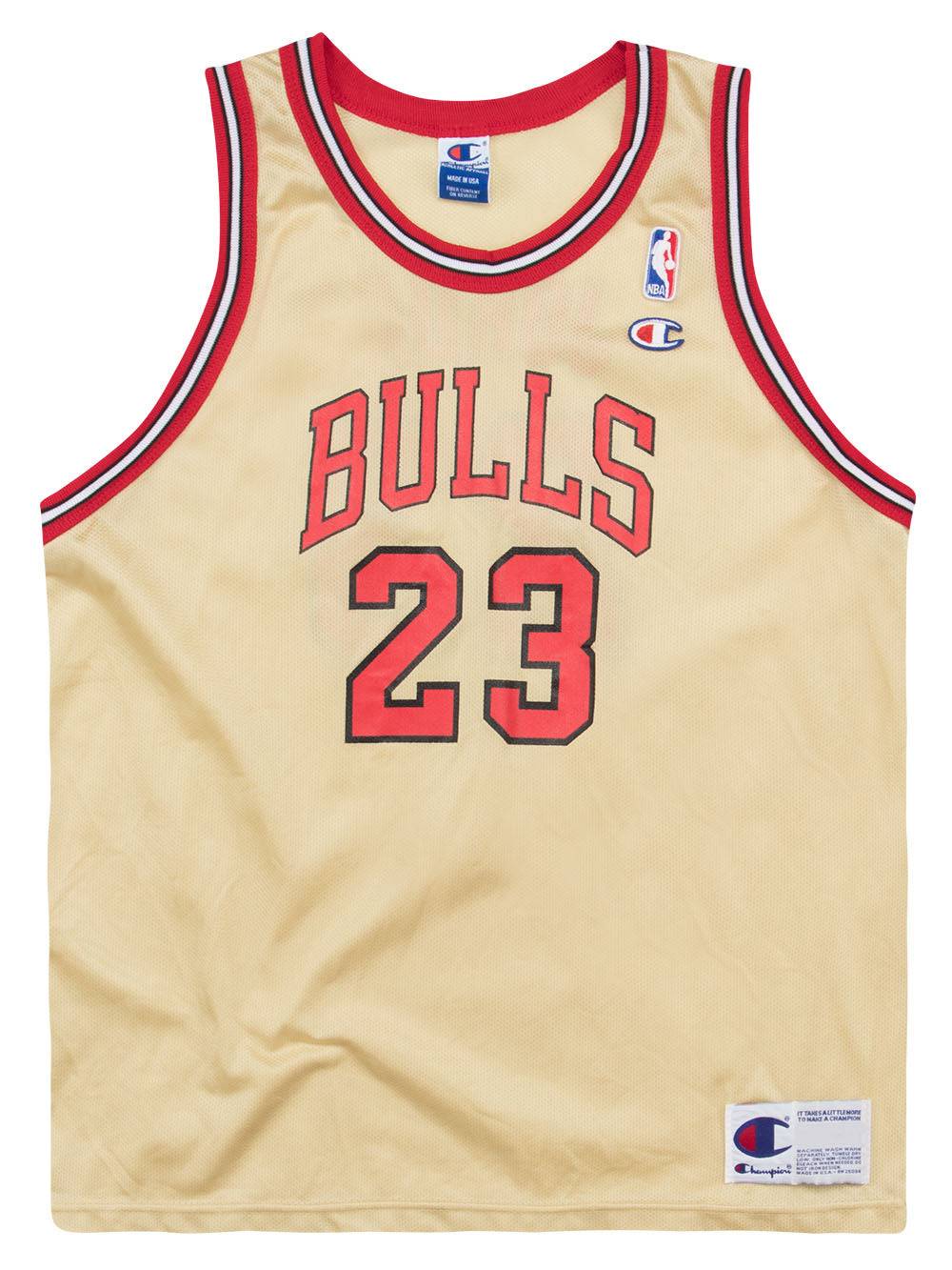 1997-98 Chicago Bulls Jordan #23 Champion Jersey (Alternate) Y