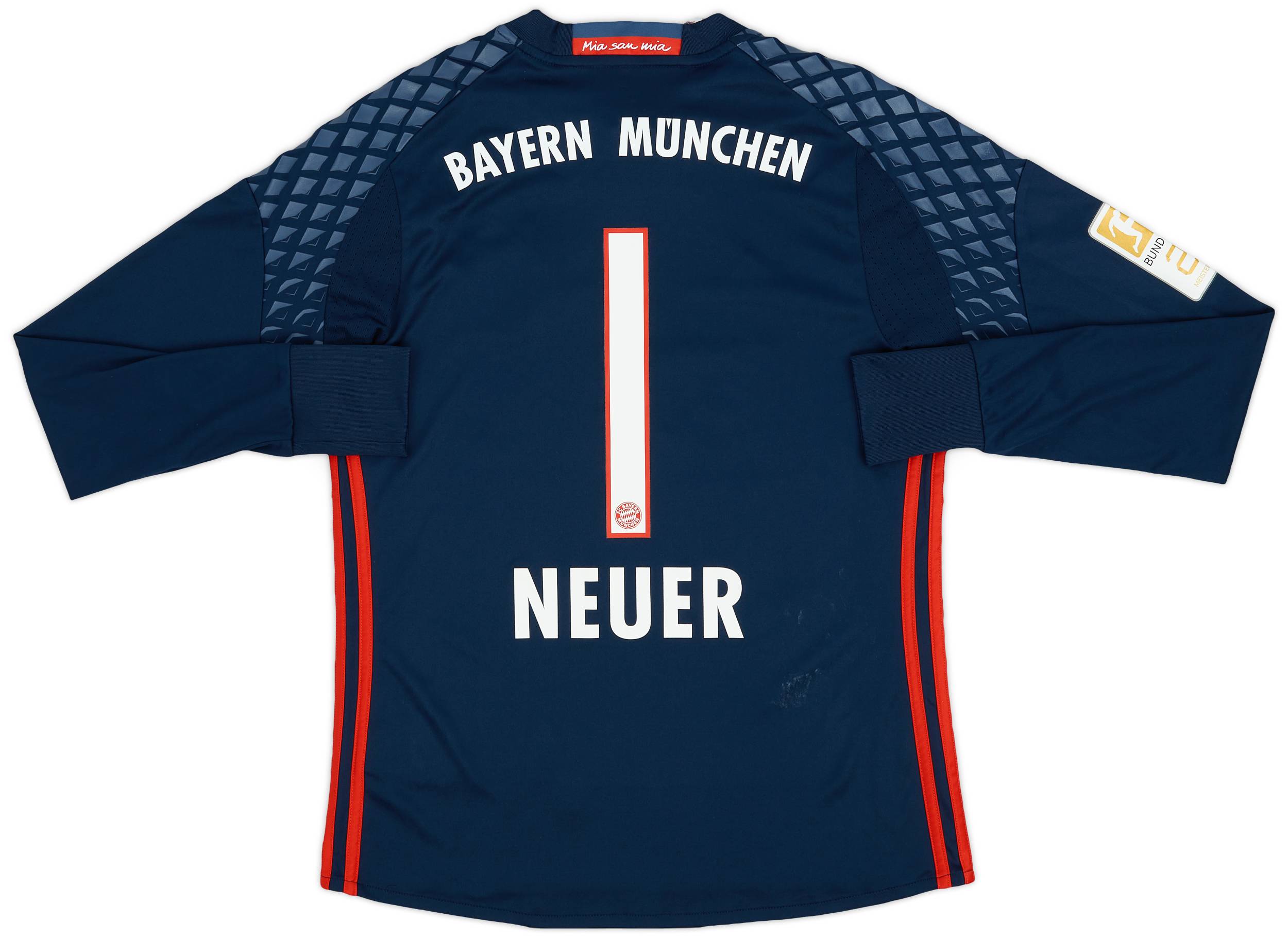 Bayern munich neuer jersey 2025
