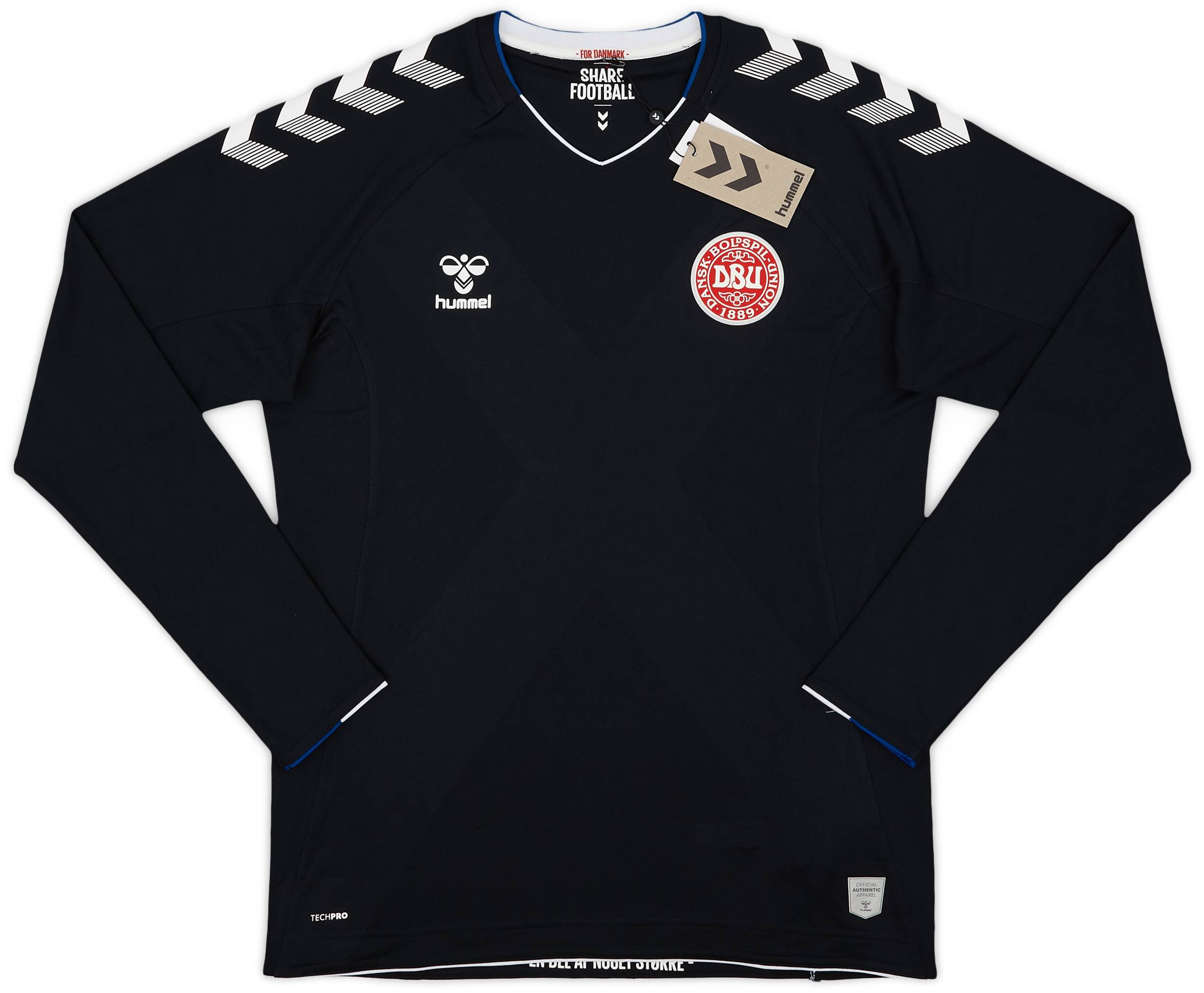 2018-19 Denmark GK Shirt (L)