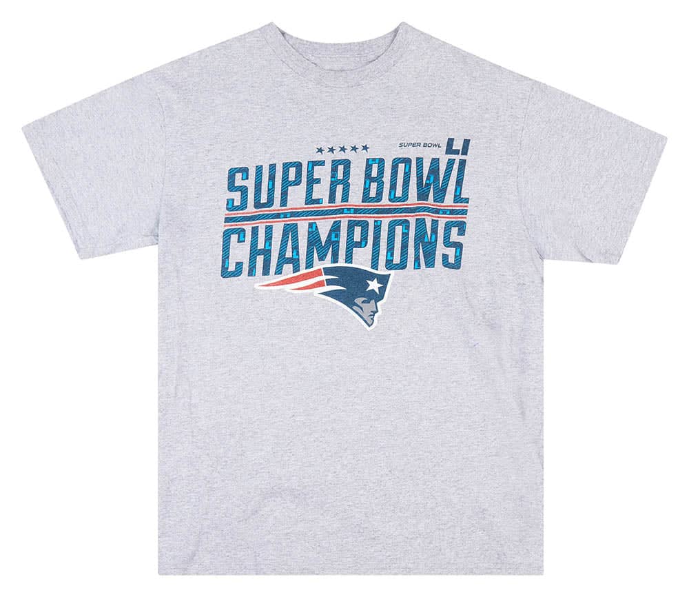 2017 New England Patriots Super Bowl Champions Majestic Graphic Tee M