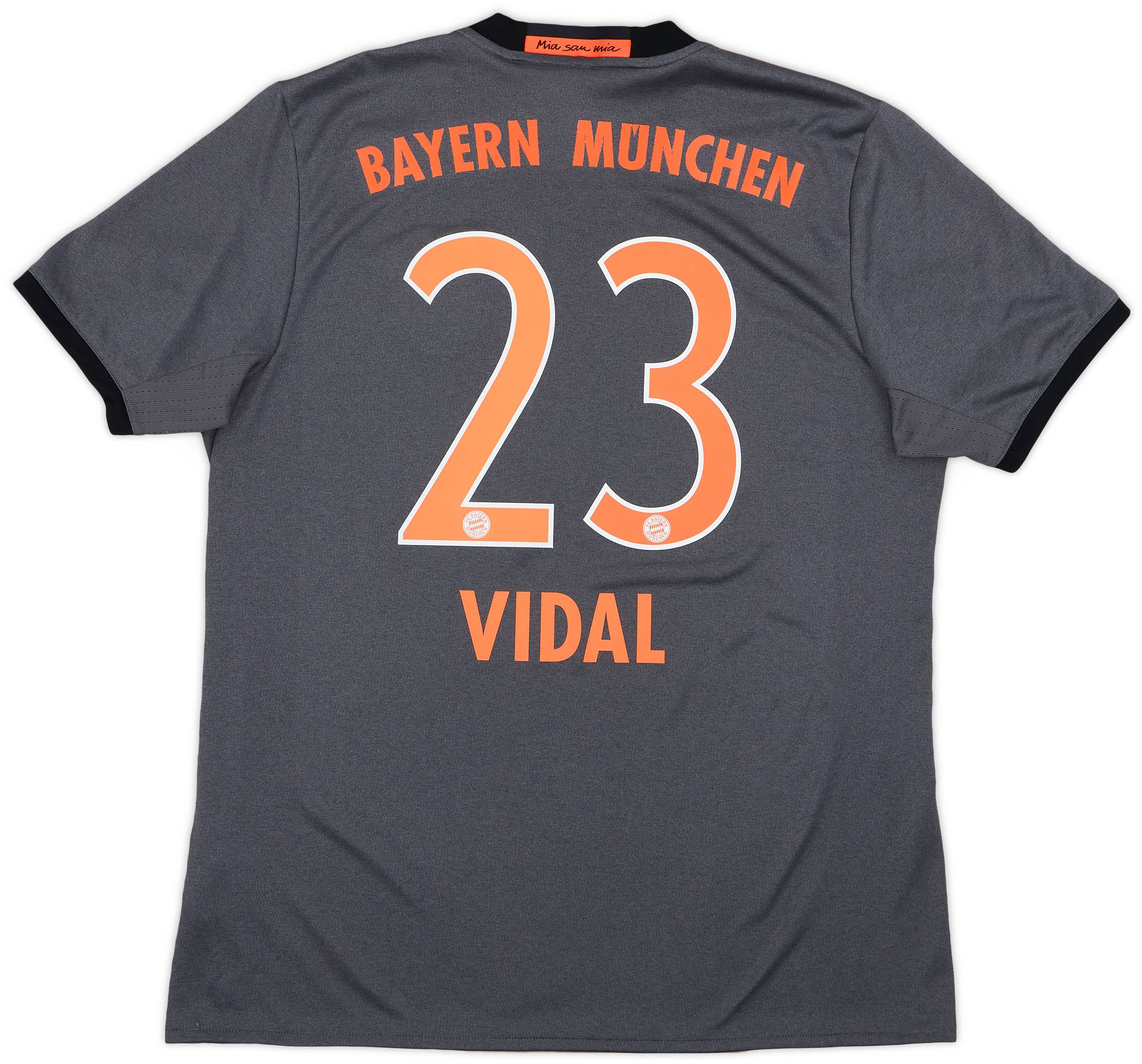 2016-17 Bayern Munich Away Shirt Vidal #23 - 8/10 - (L)