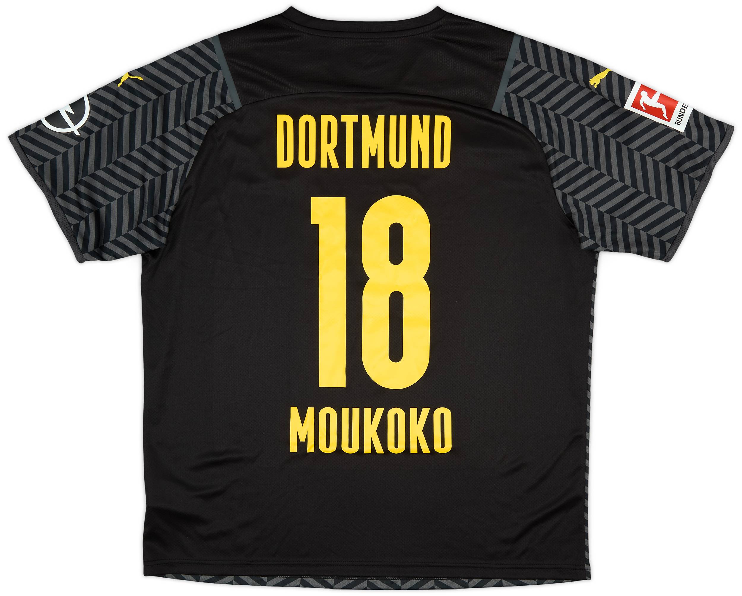 2021-22 Borussia Dortmund Away Shirt Moukoko #18 (XL)